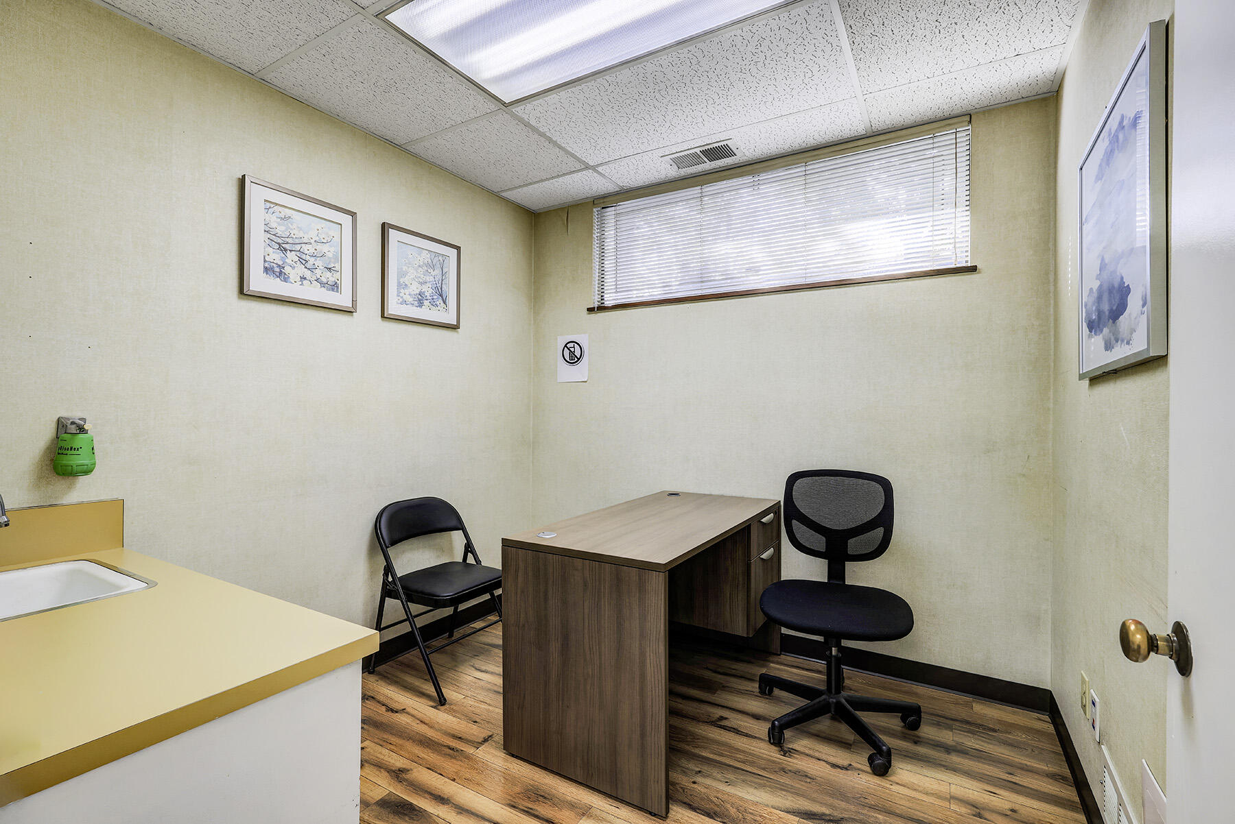 306 N Conyer St, Visalia, CA 93291