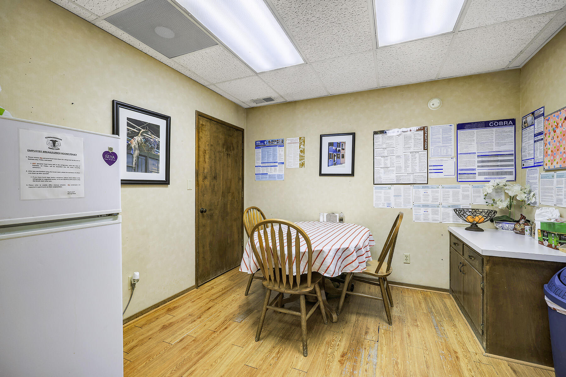 306 N Conyer St, Visalia, CA 93291