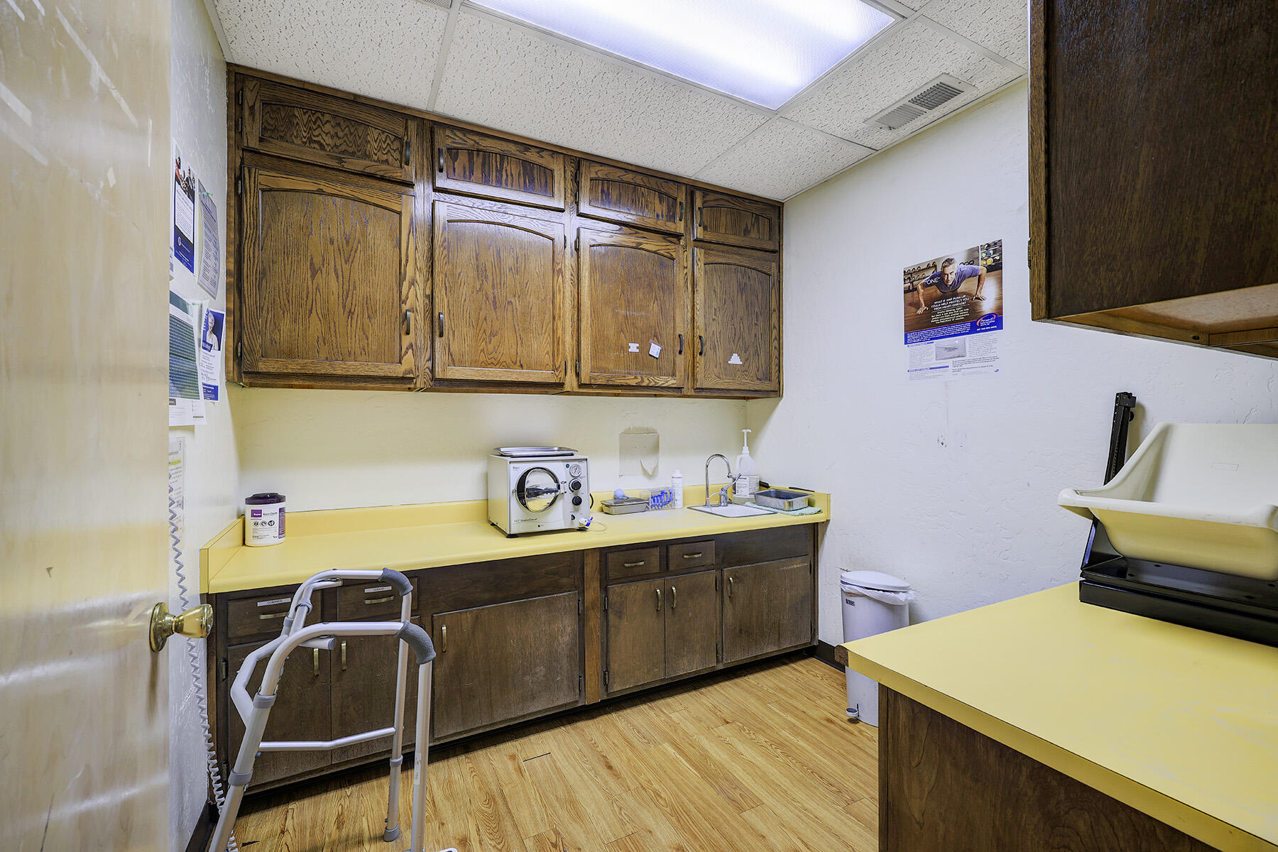 306 N Conyer St, Visalia, CA 93291