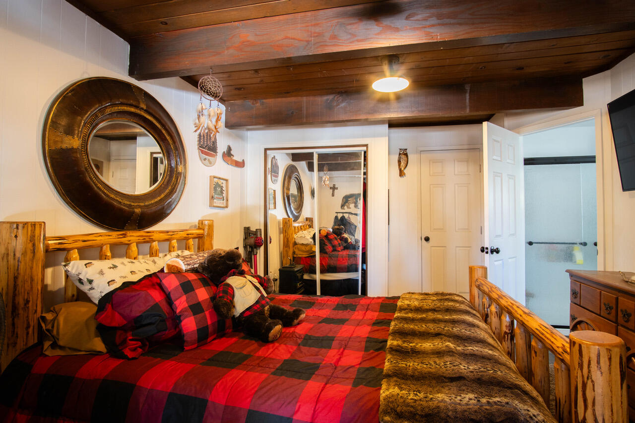 57524 Crest Dr, Springville, CA 93265