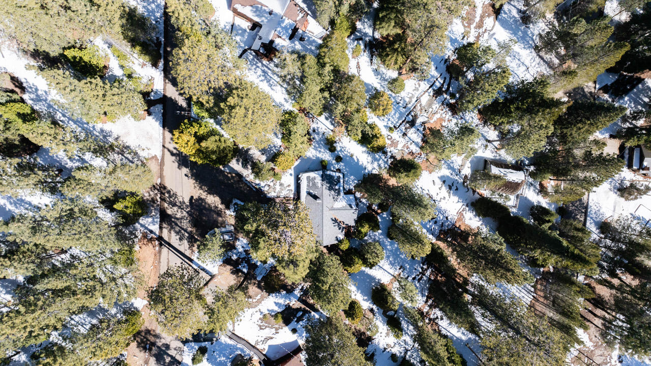 57524 Crest Dr, Springville, CA 93265