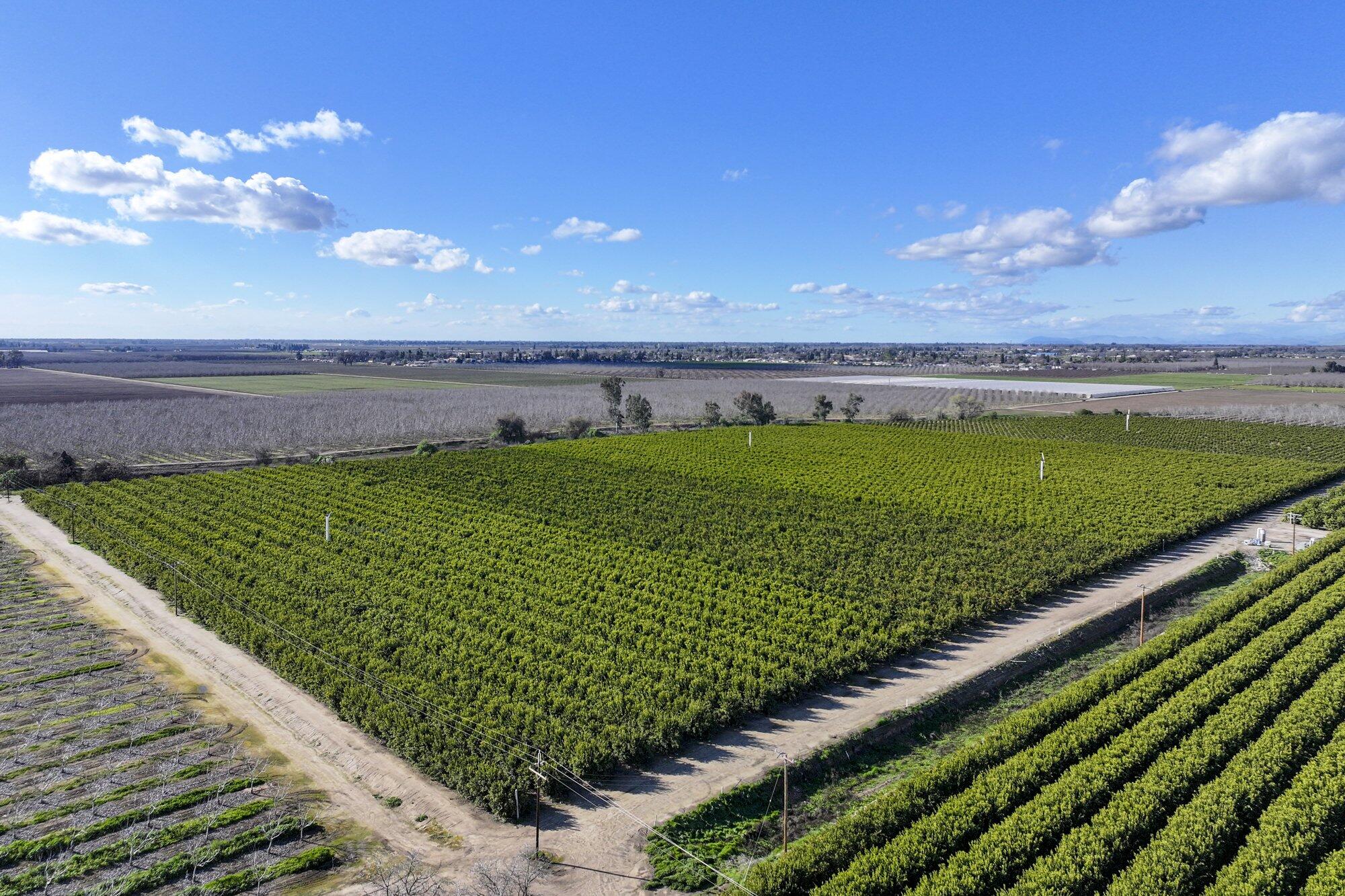 0 Visalia Rd, Exeter, CA 93221