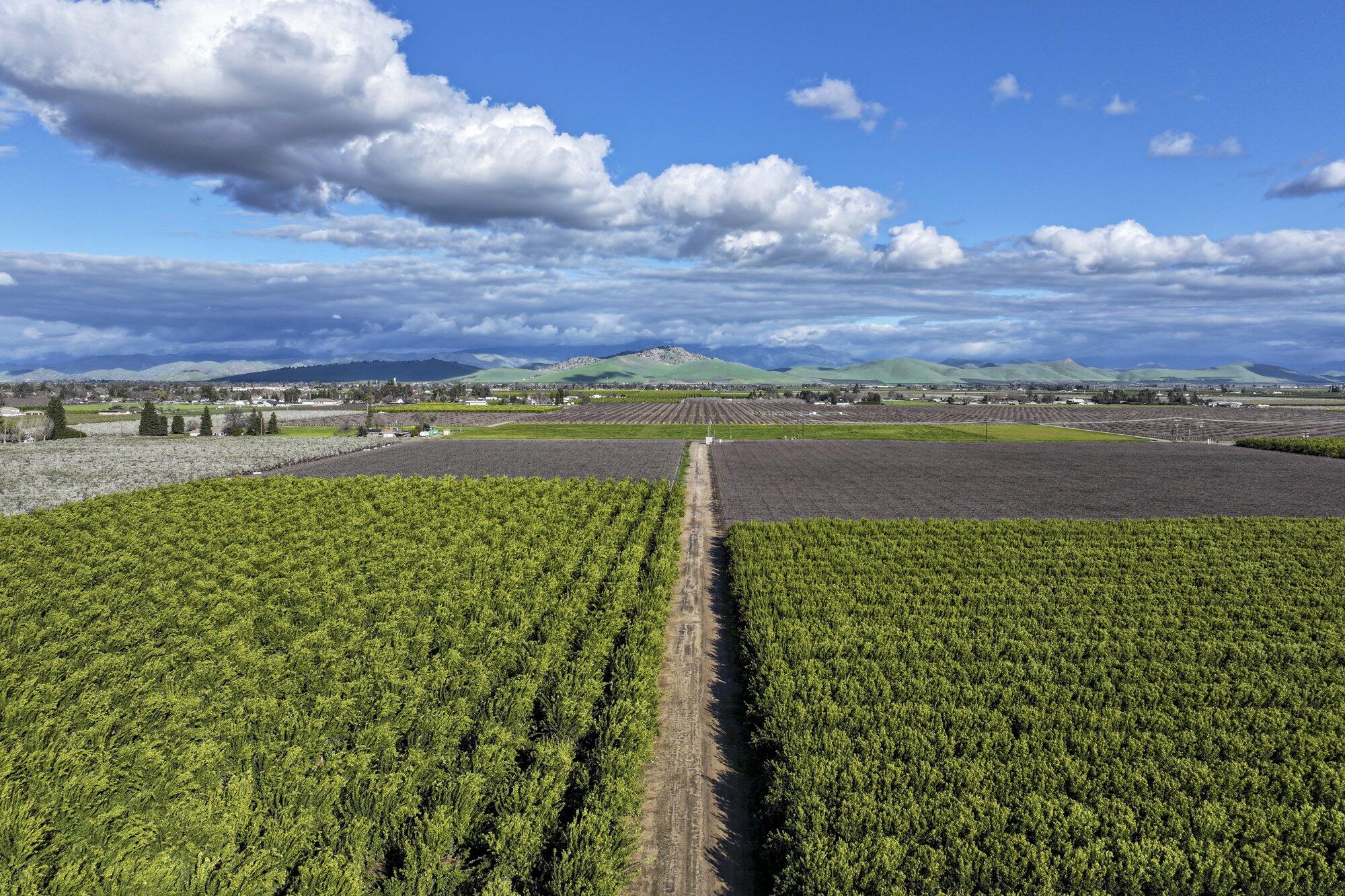 0 Visalia Rd, Exeter, CA 93221