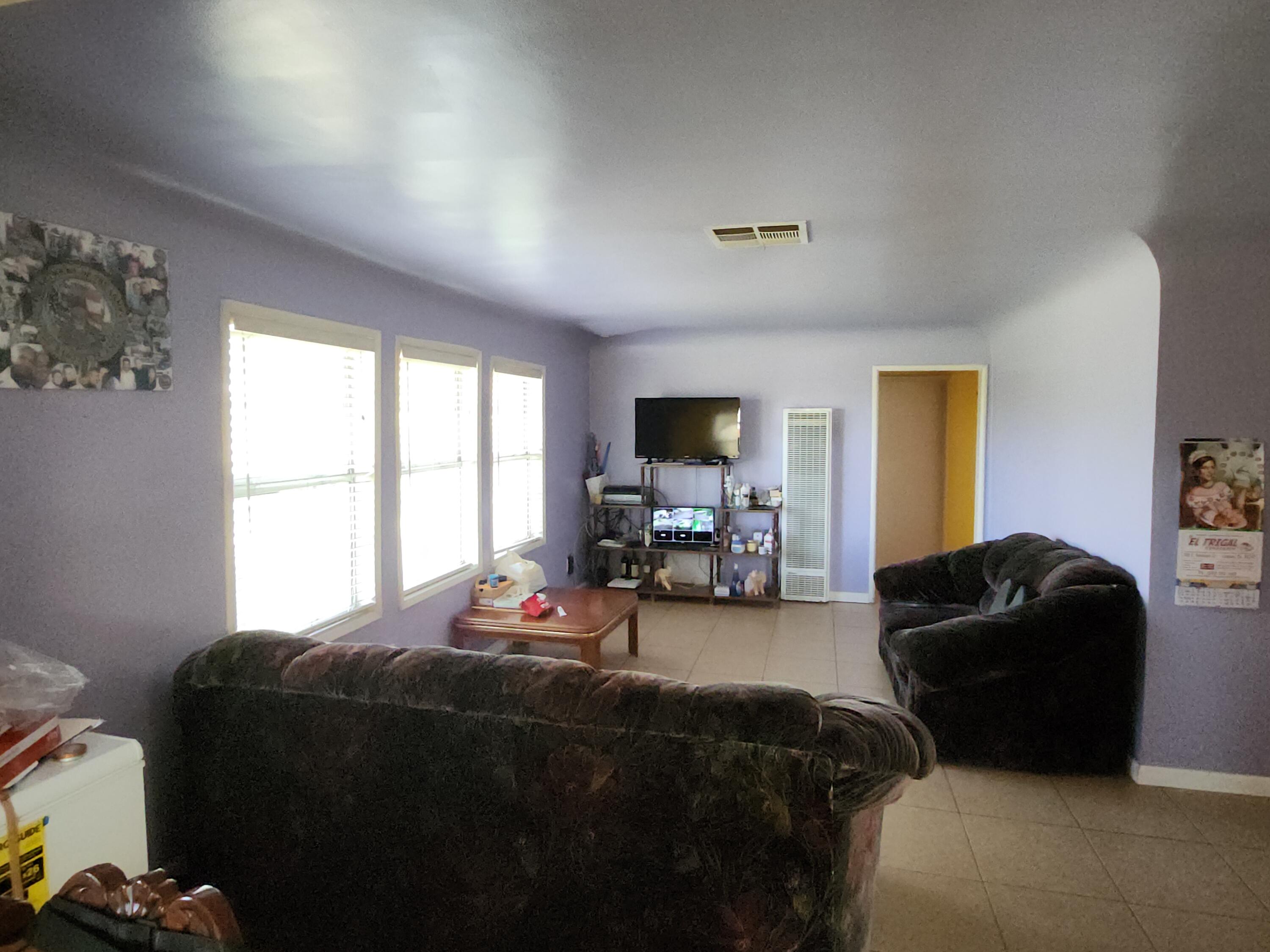 25375 Ave 208 #208, Strathmore, CA 93267