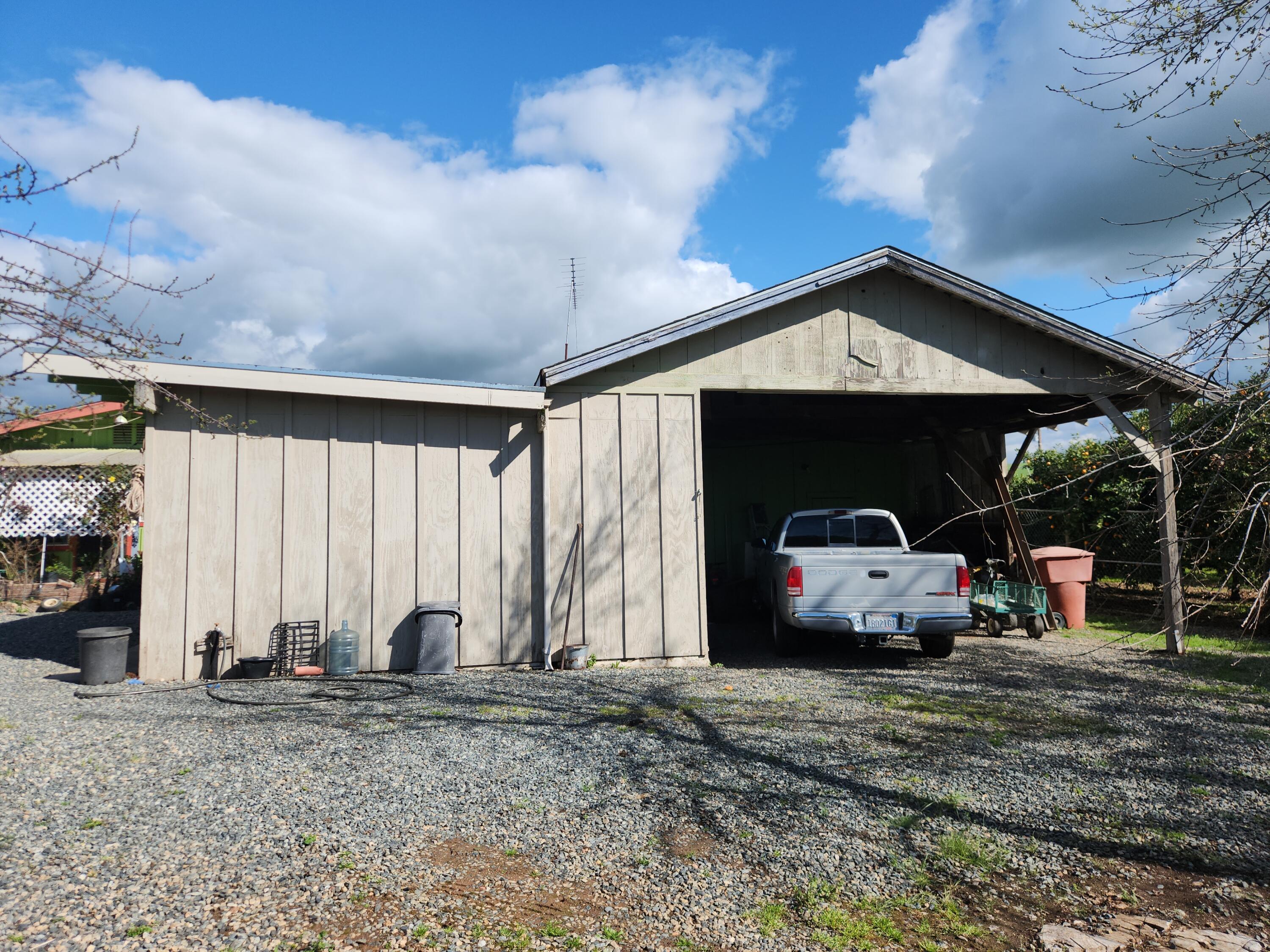 25375 Ave 208 #208, Strathmore, CA 93267