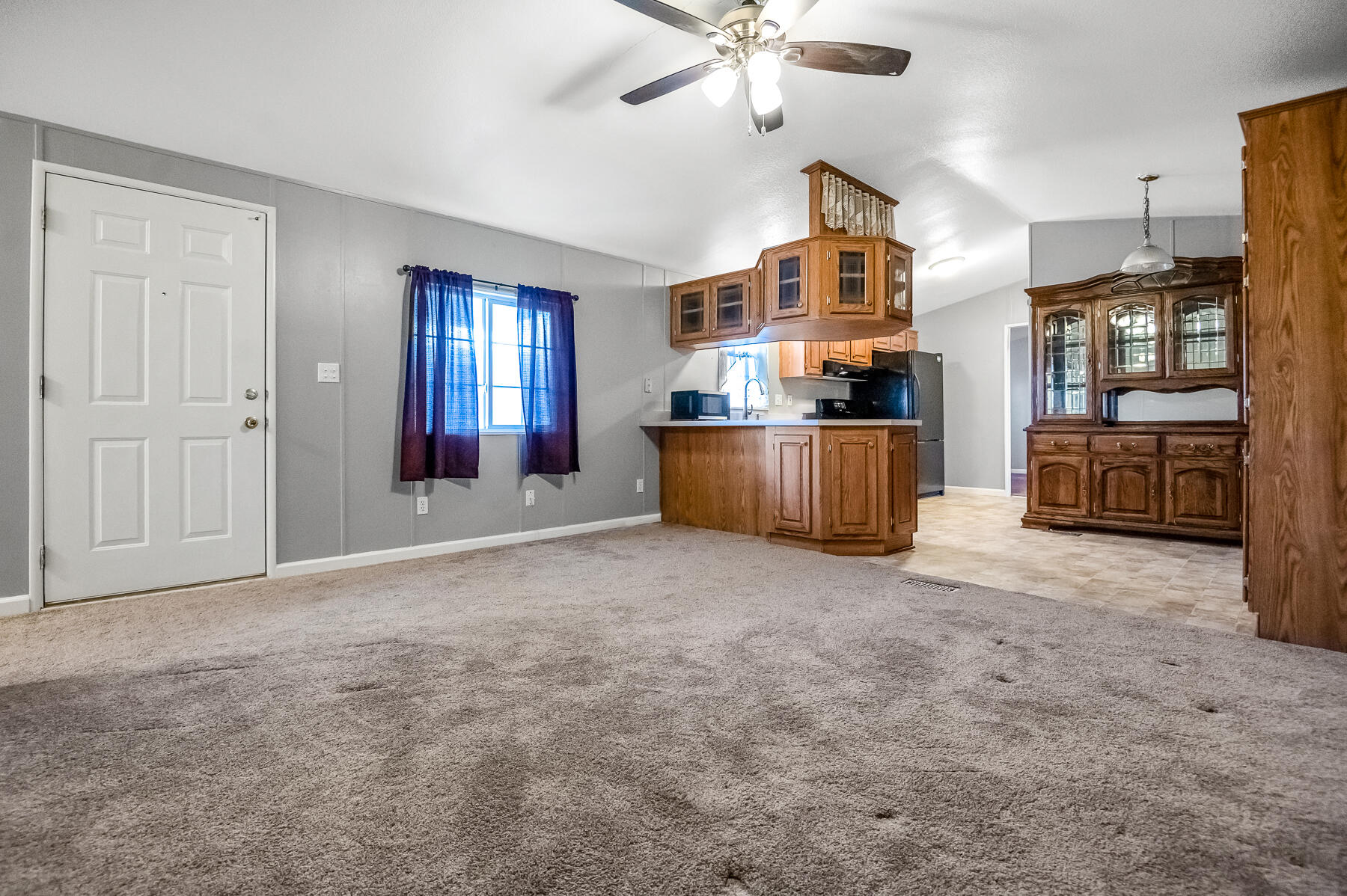 2627 W Mid Valley Ave #46, Visalia, CA 93277