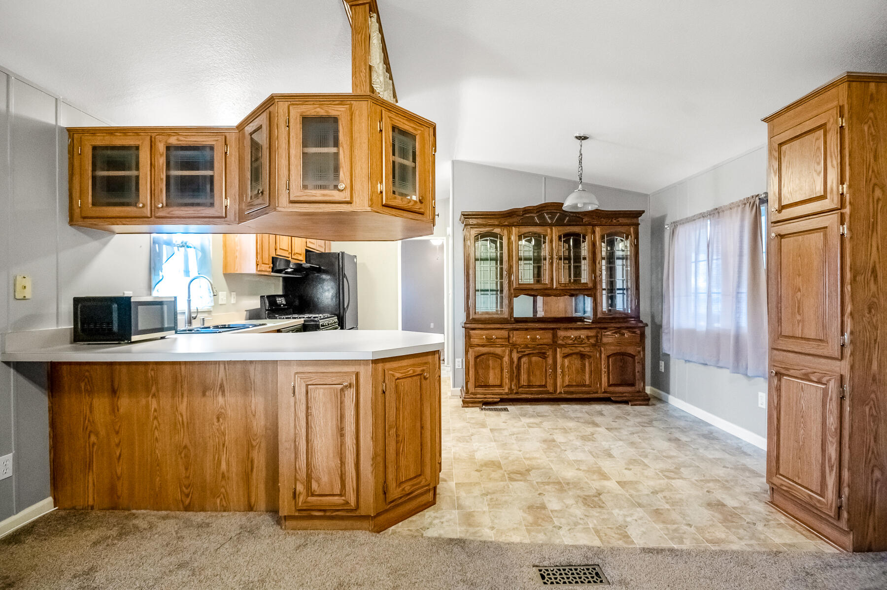 2627 W Mid Valley Ave #46, Visalia, CA 93277