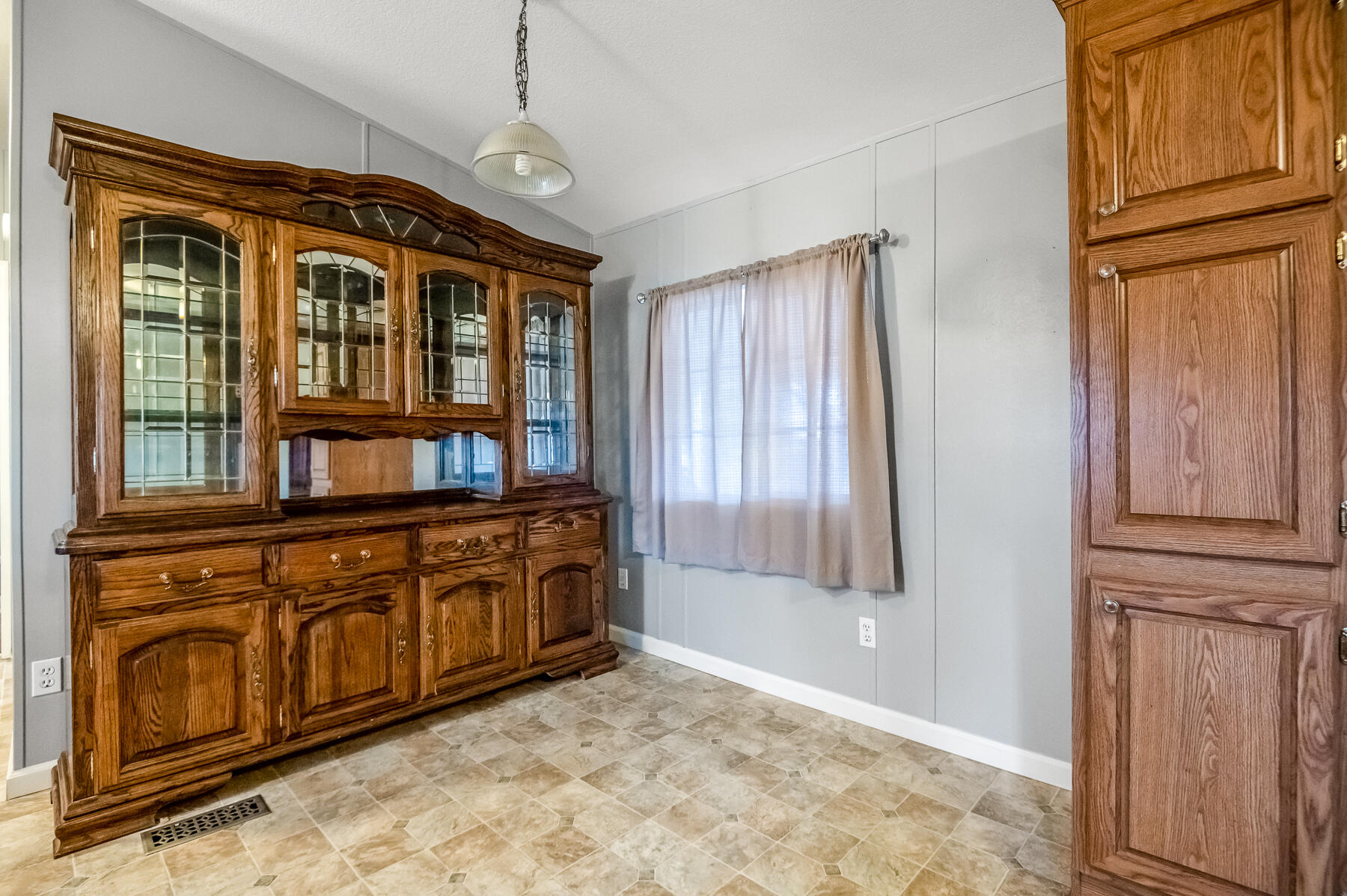 2627 W Mid Valley Ave #46, Visalia, CA 93277