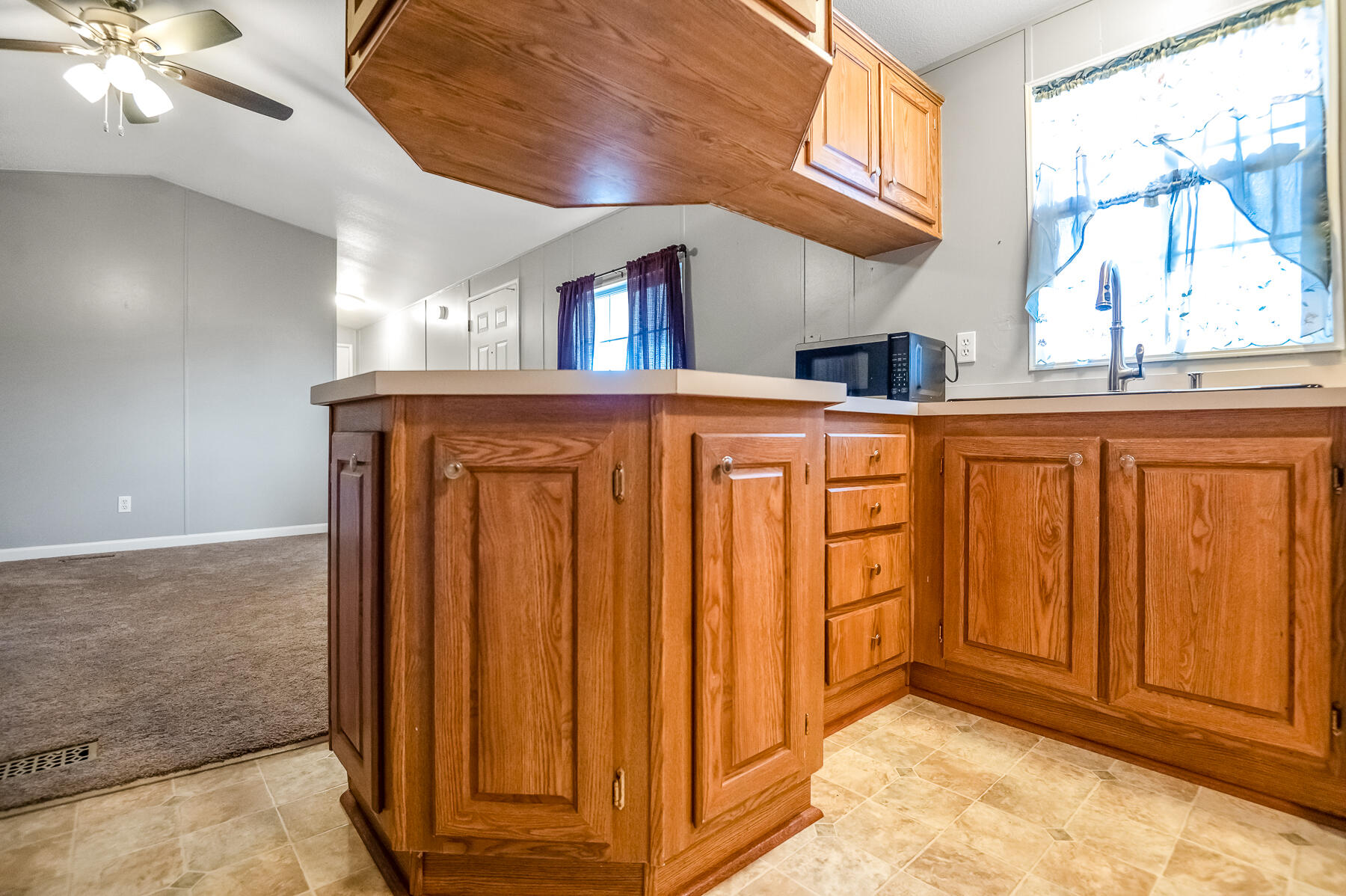 2627 W Mid Valley Ave #46, Visalia, CA 93277