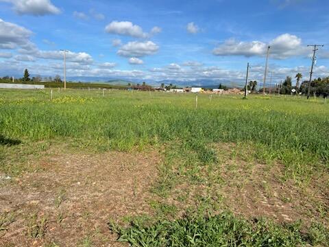 8420 Road 236, Terra Bella, CA 93270