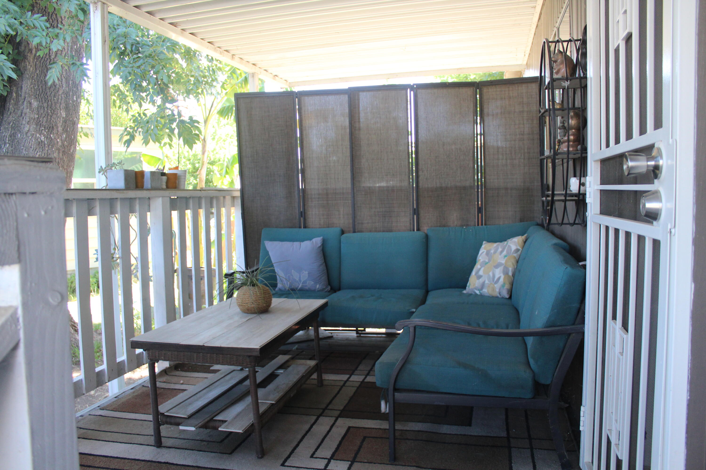 2400 W Midvalley St #L3, Visalia, CA 93277