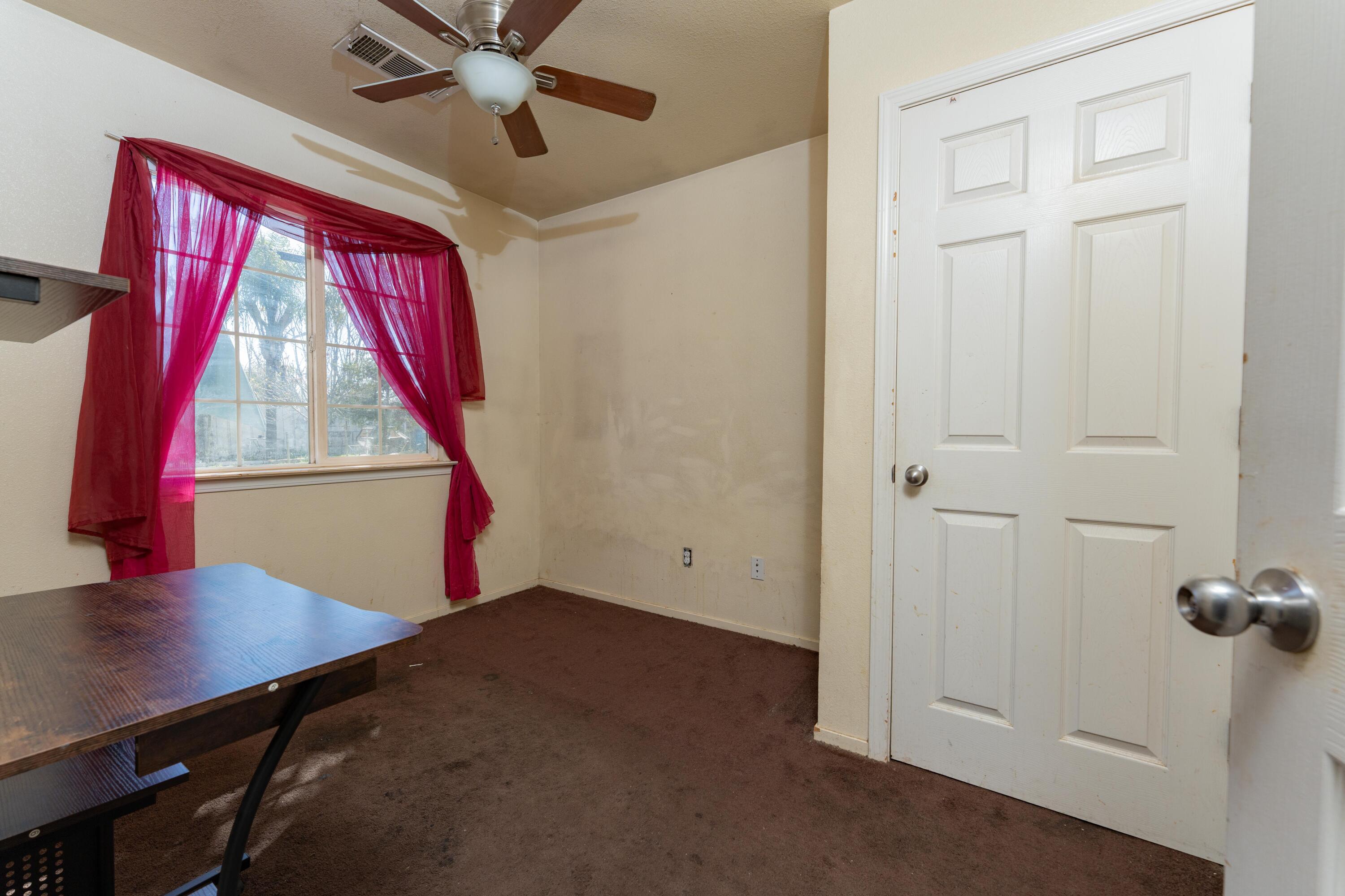 16870 Cloverdale Rd, Tulare, CA 93274