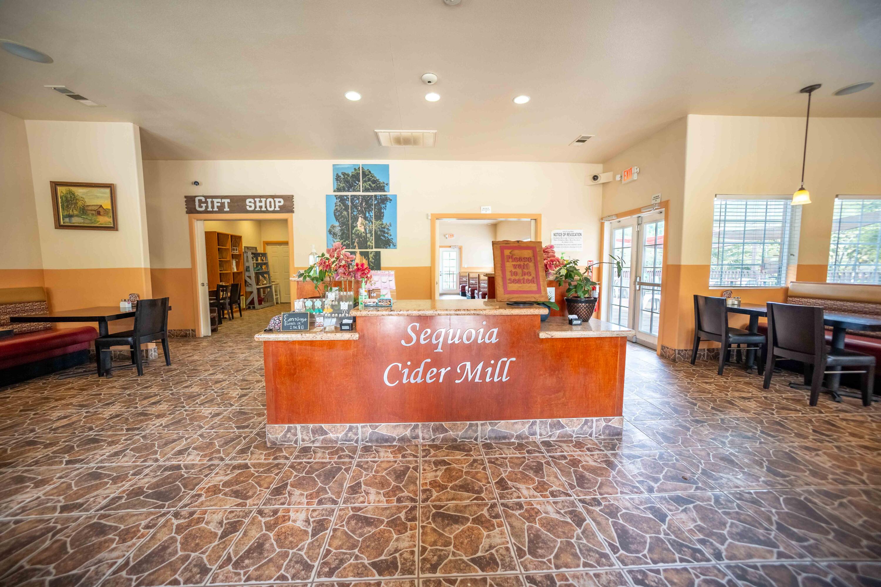 40311 Sierra Dr, Three Rivers, CA 93271