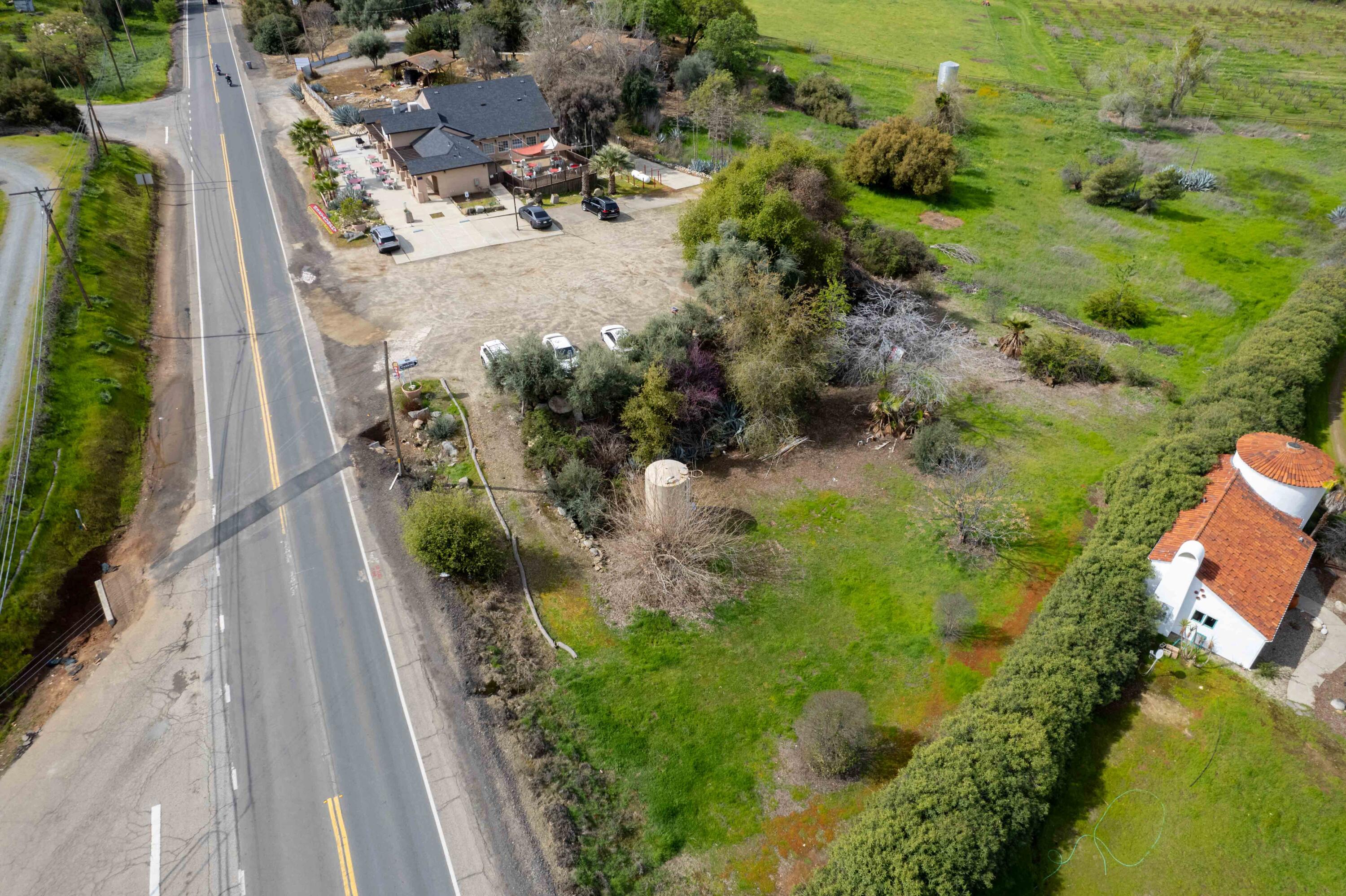 40311 Sierra Dr, Three Rivers, CA 93271