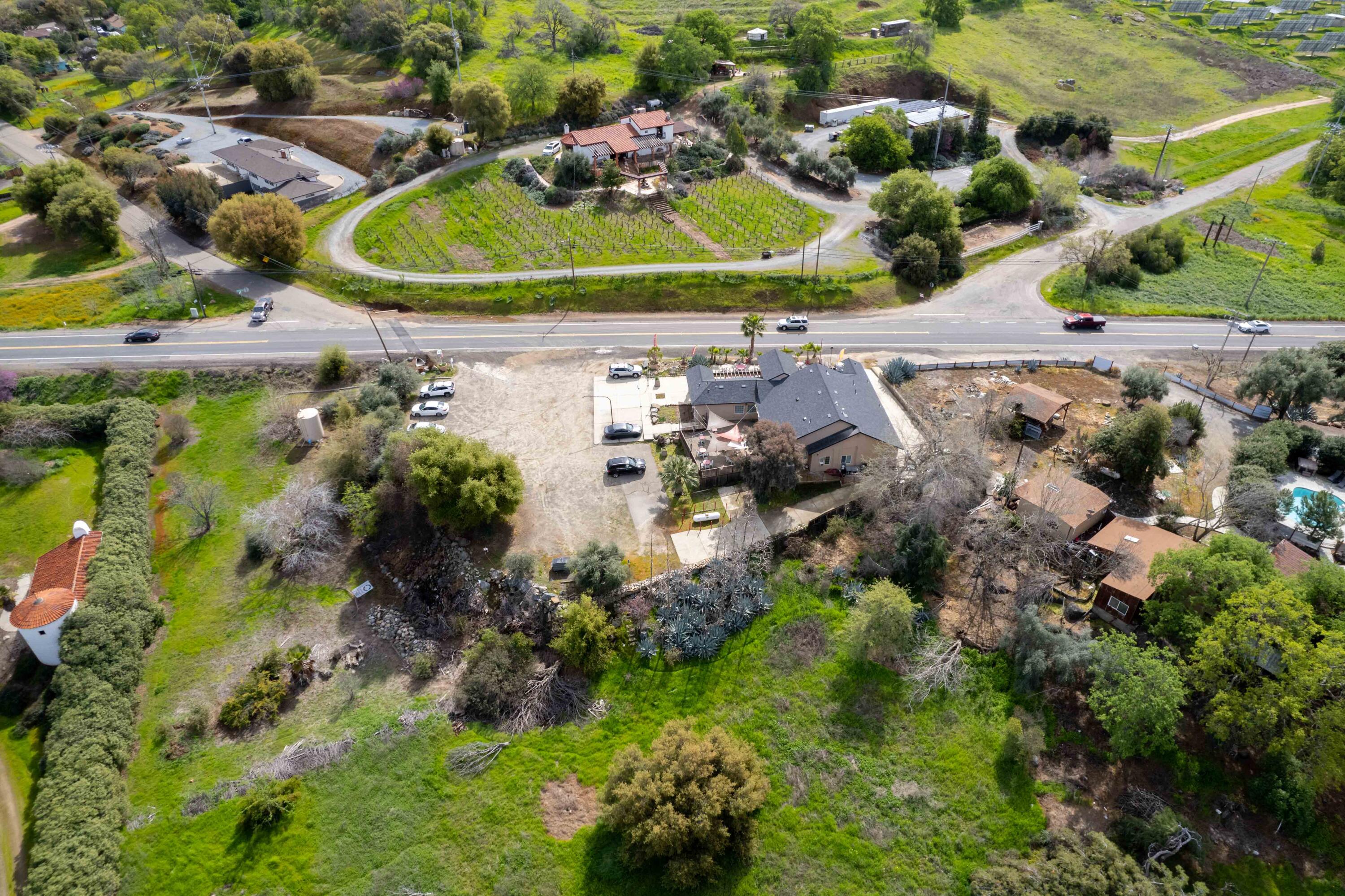 40311 Sierra Dr, Three Rivers, CA 93271