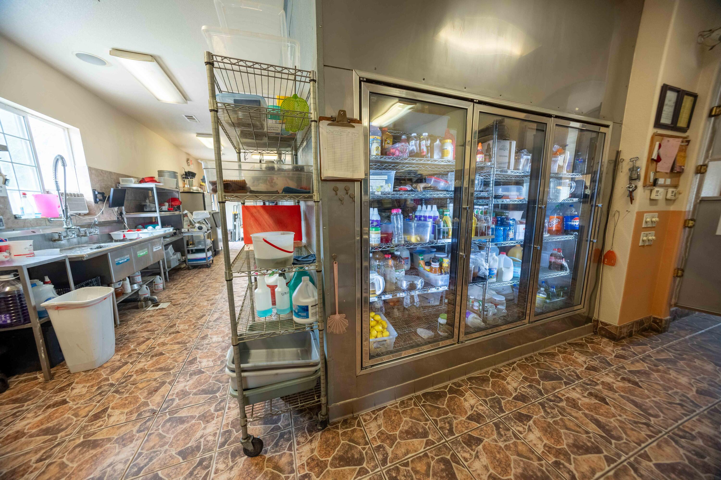 40311 Sierra Dr, Three Rivers, CA 93271