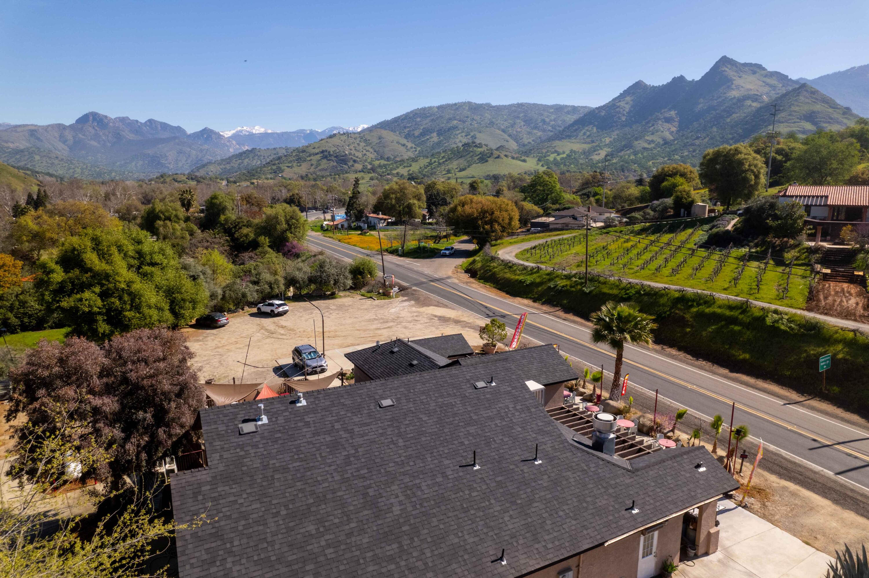 40311 Sierra Dr, Three Rivers, CA 93271