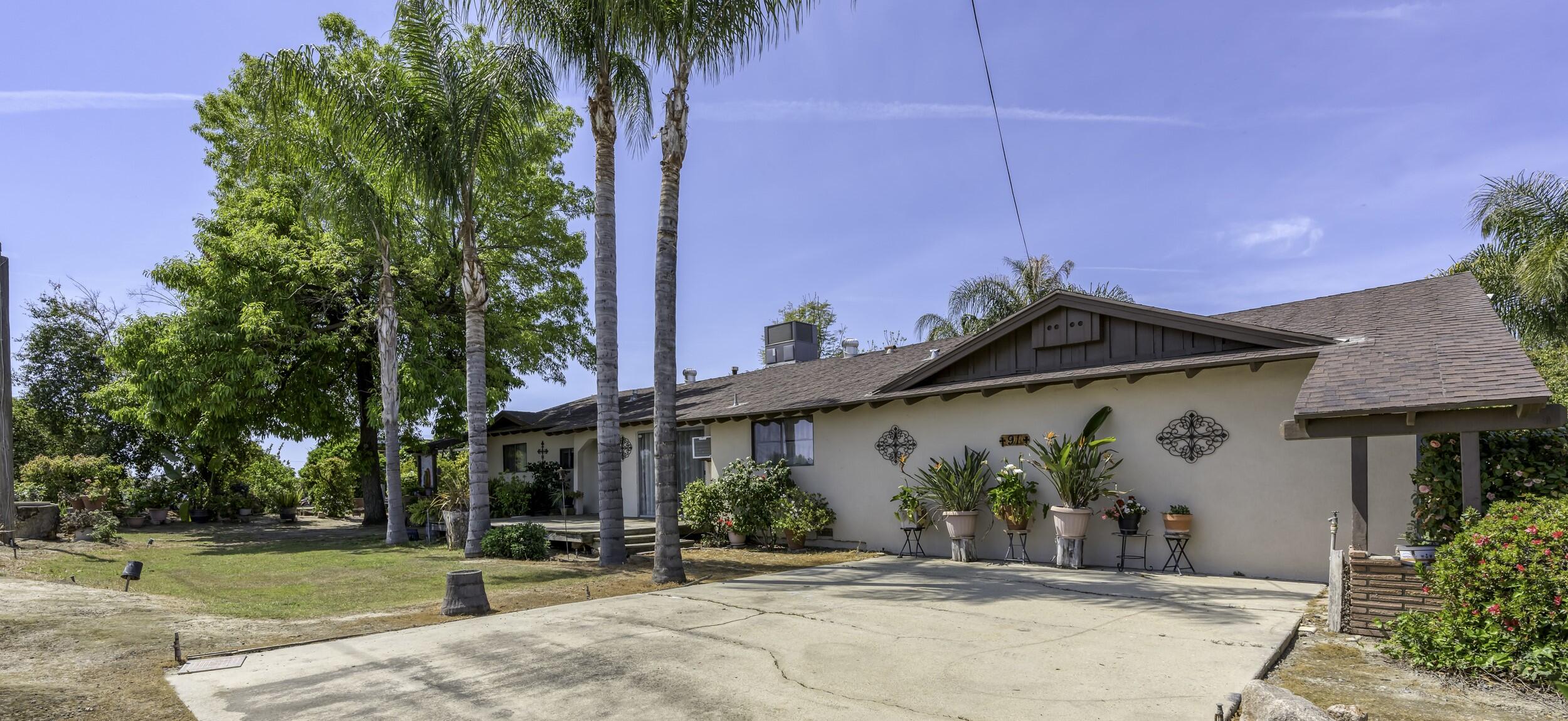 85 Rd 136, Delano, CA 93215