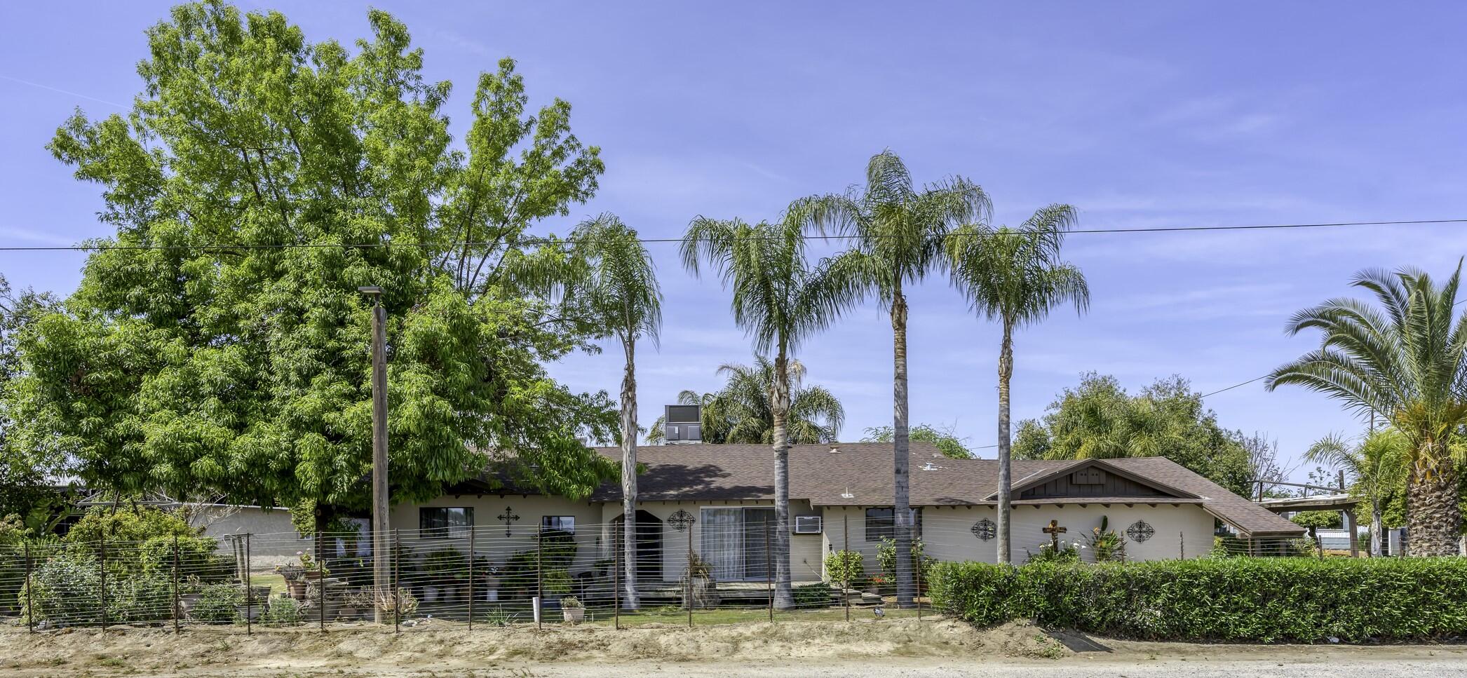 85 Rd 136, Delano, CA 93215