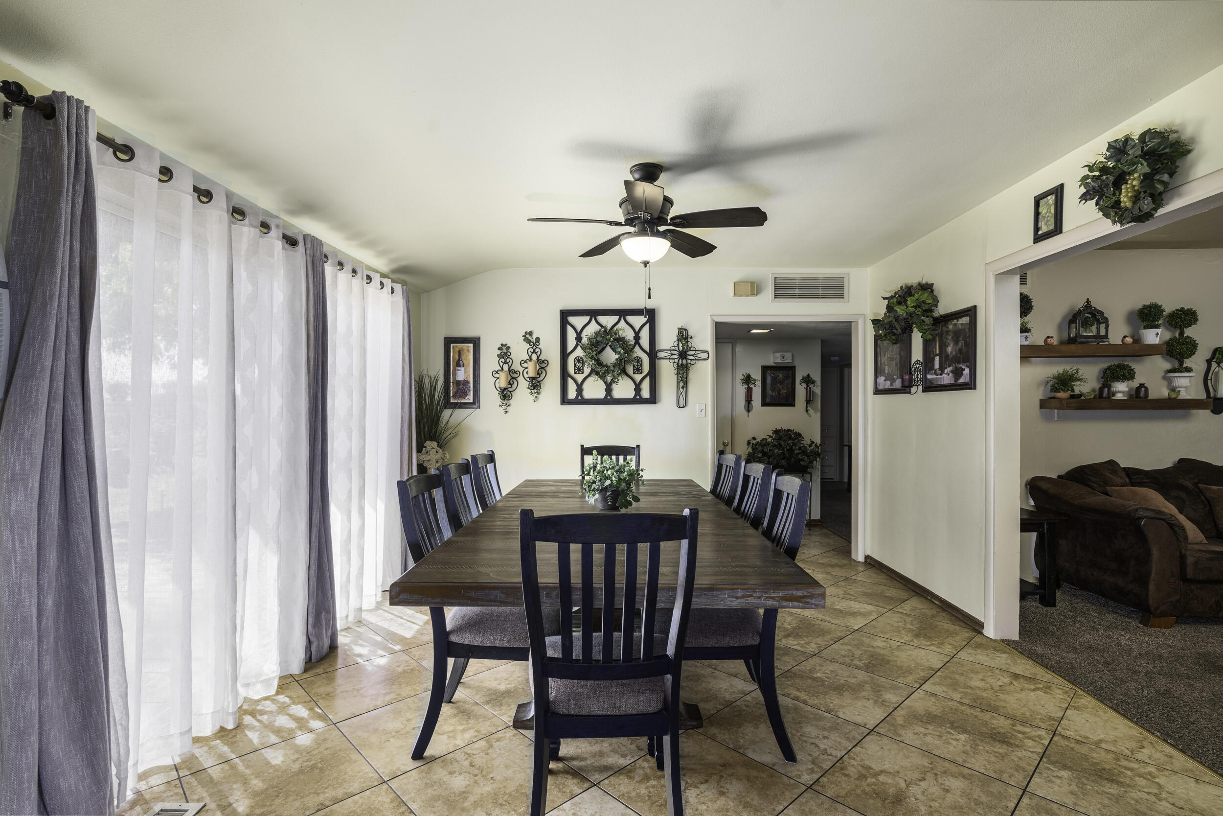 85 Rd 136, Delano, CA 93215