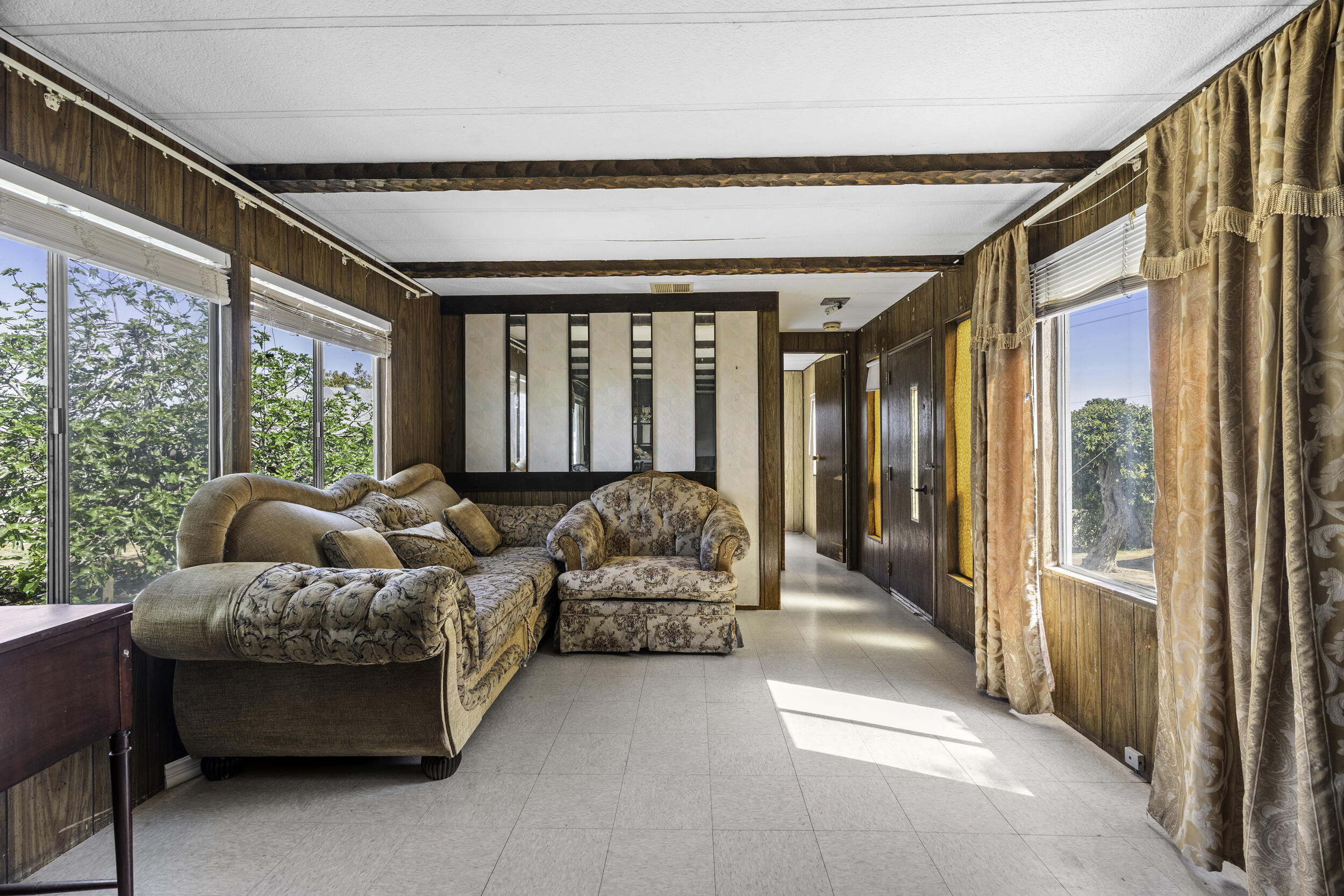 85 Rd 136, Delano, CA 93215