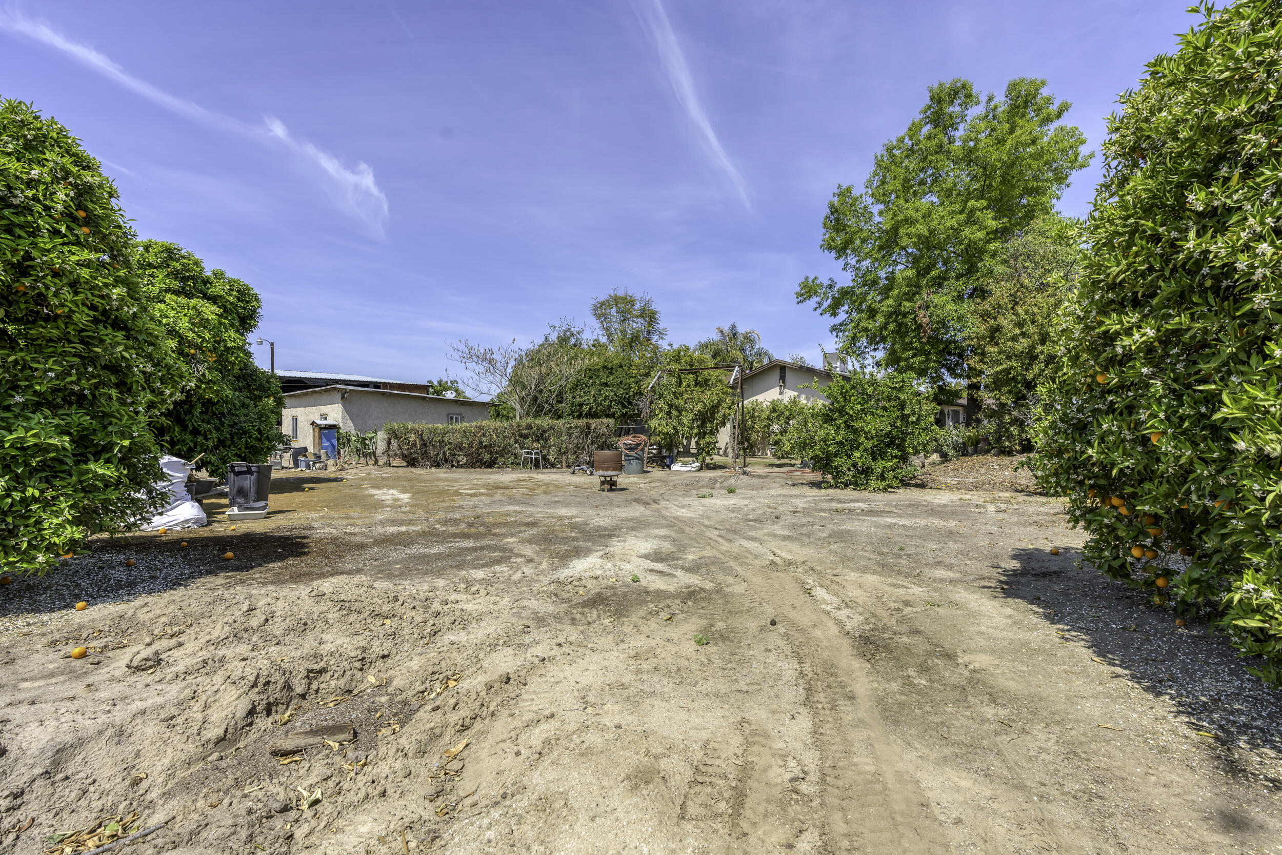 85 Rd 136, Delano, CA 93215