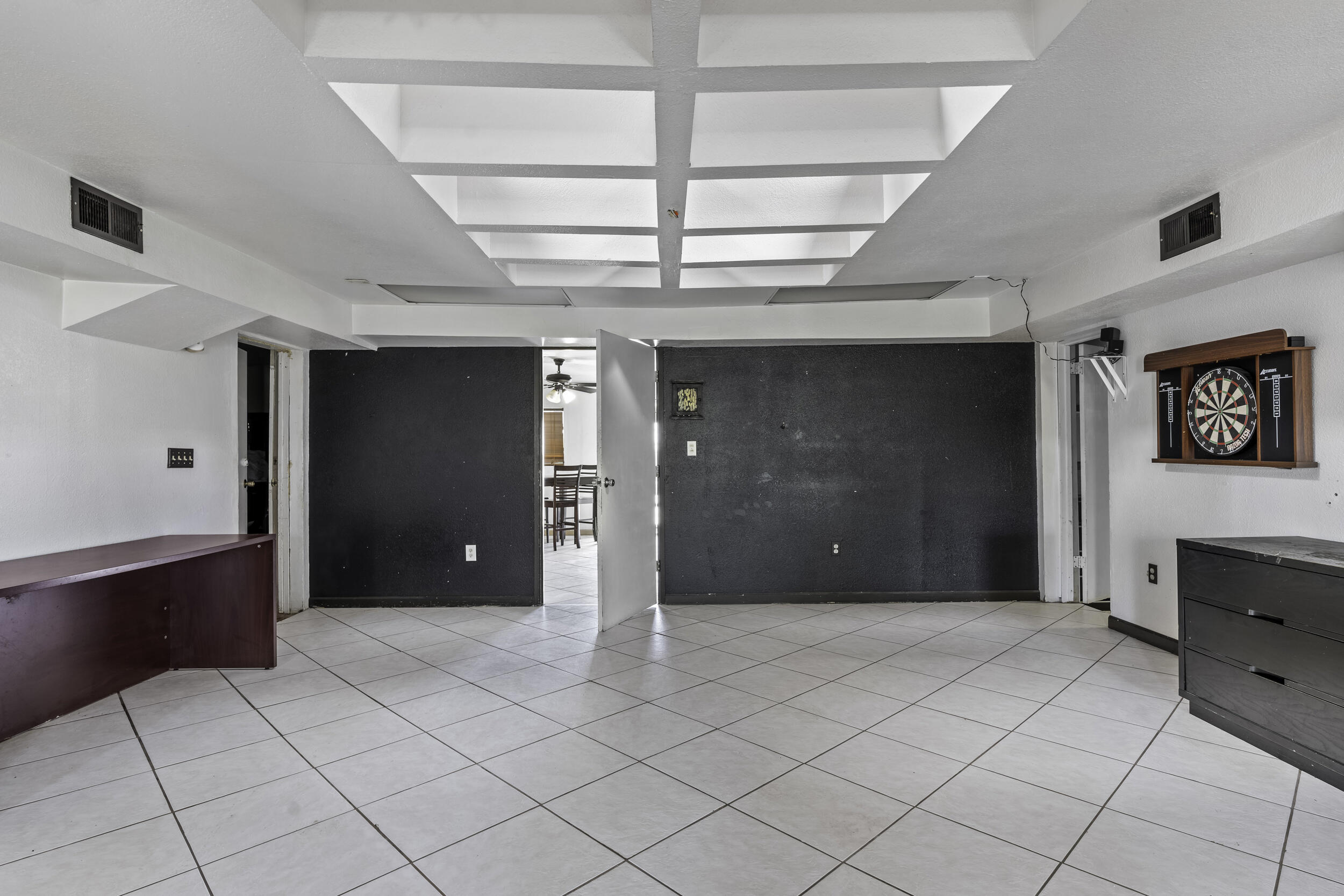 85 Rd 136, Delano, CA 93215