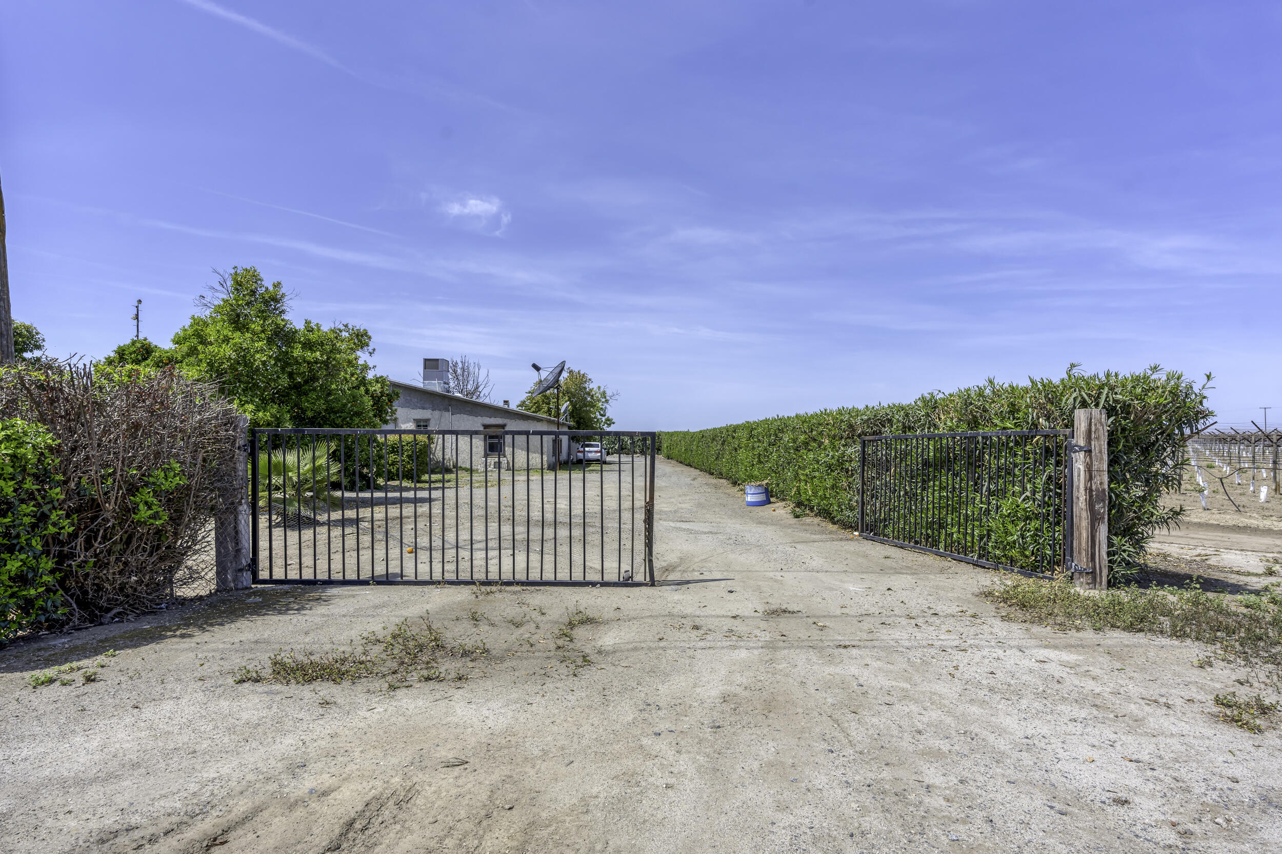 85 Rd 136, Delano, CA 93215