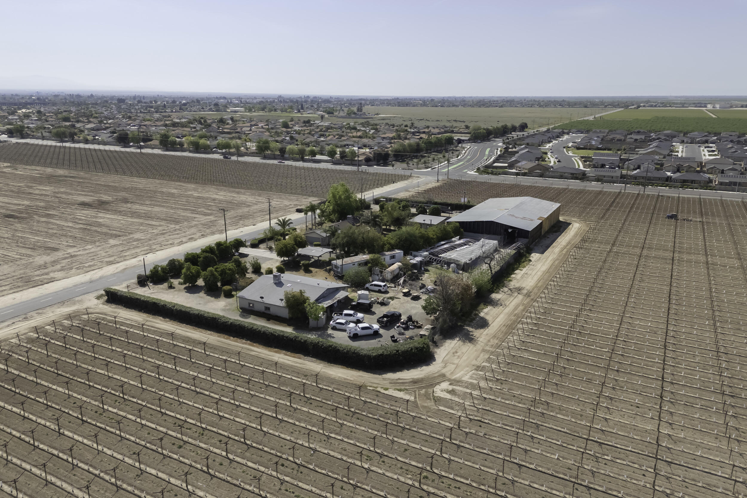 85 Rd 136, Delano, CA 93215