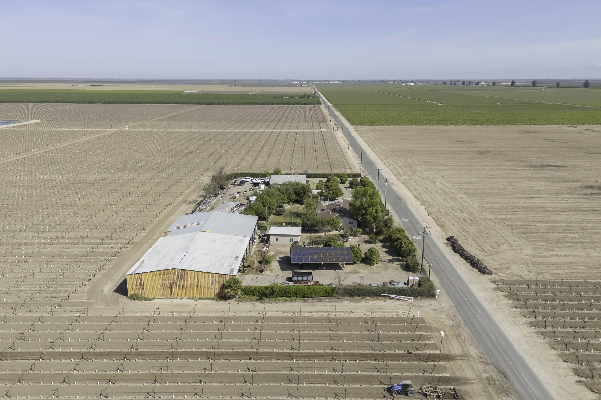 85 Rd 136, Delano, CA 93215