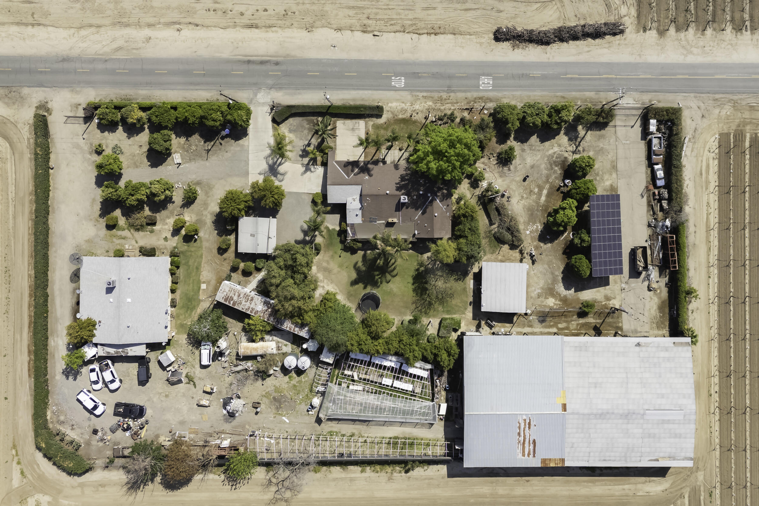 85 Rd 136, Delano, CA 93215