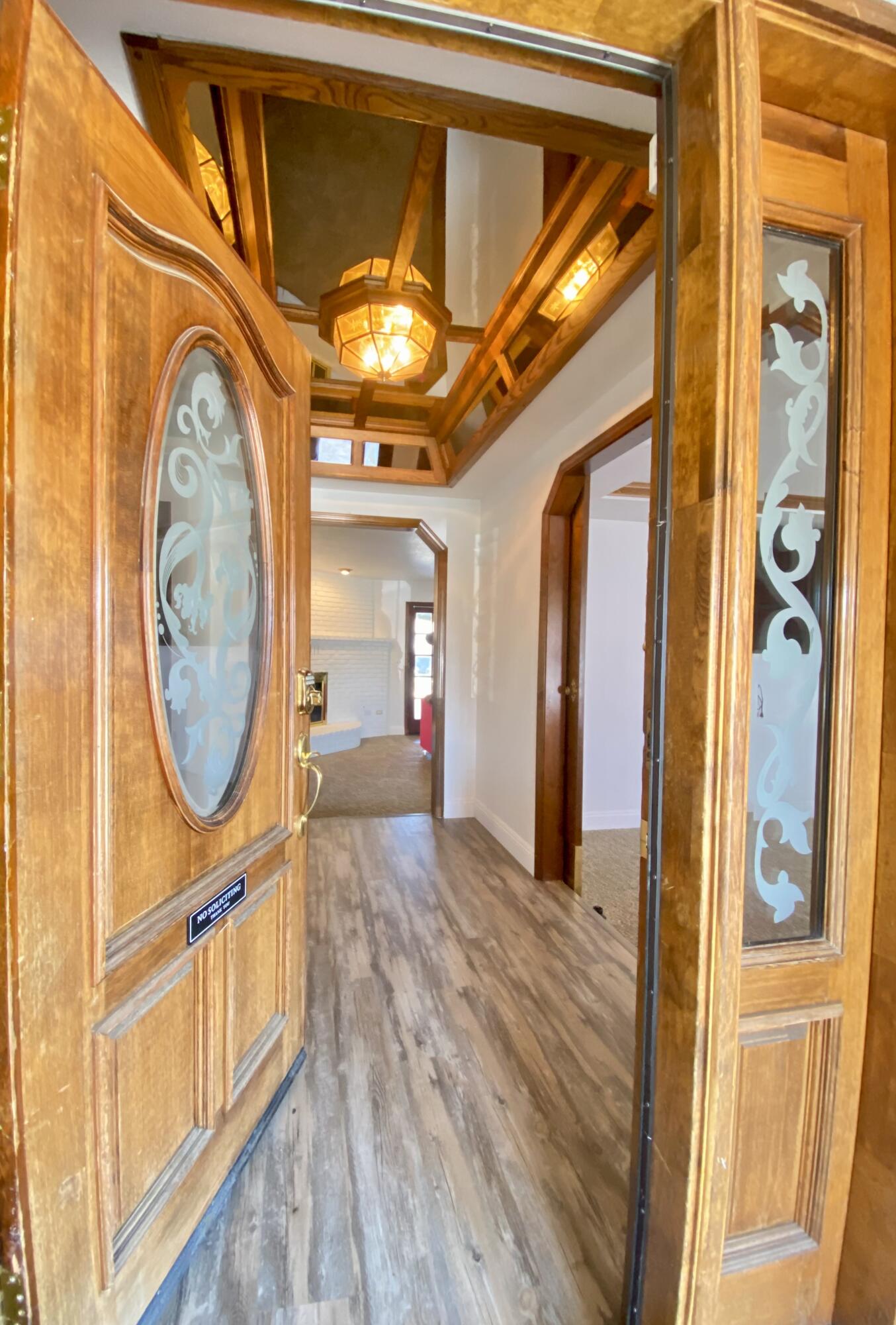 1450 W Brian Ln, Porterville, CA 93257