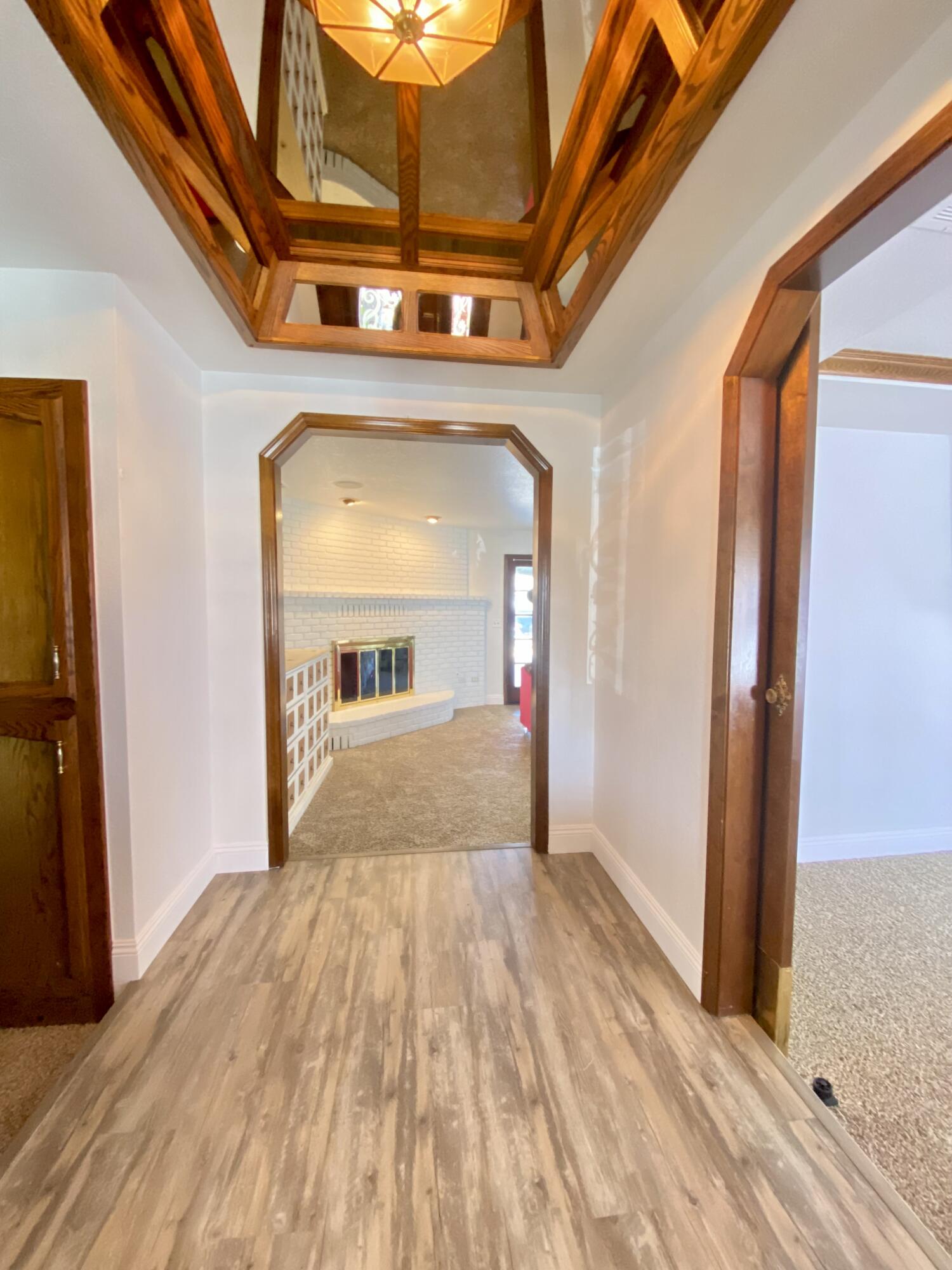 1450 W Brian Ln, Porterville, CA 93257