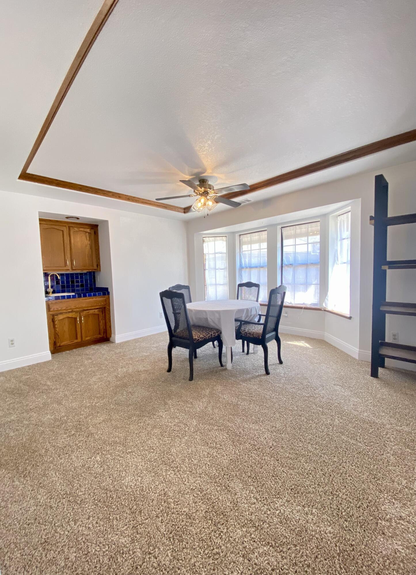 1450 W Brian Ln, Porterville, CA 93257