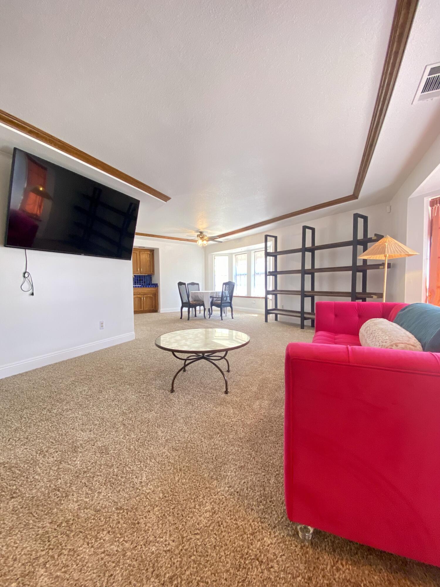 1450 W Brian Ln, Porterville, CA 93257