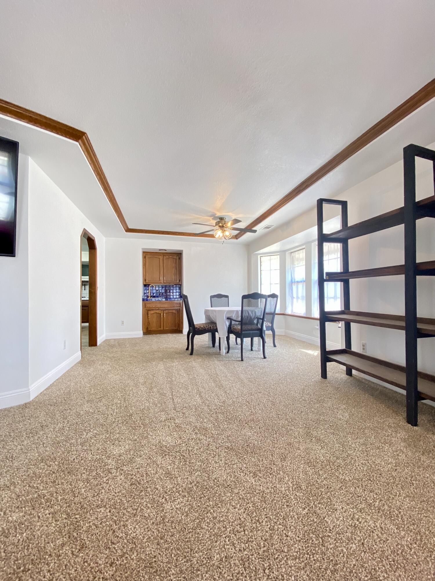 1450 W Brian Ln, Porterville, CA 93257