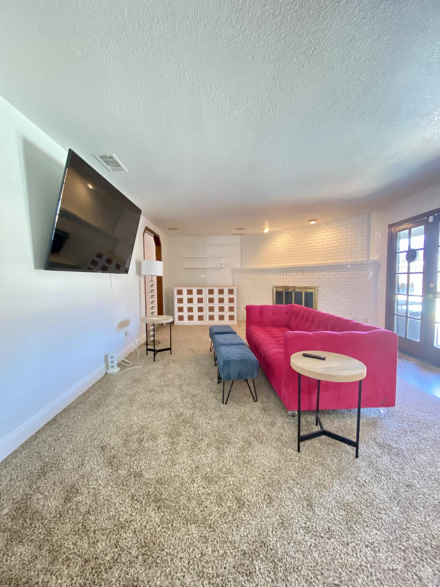 1450 W Brian Ln, Porterville, CA 93257