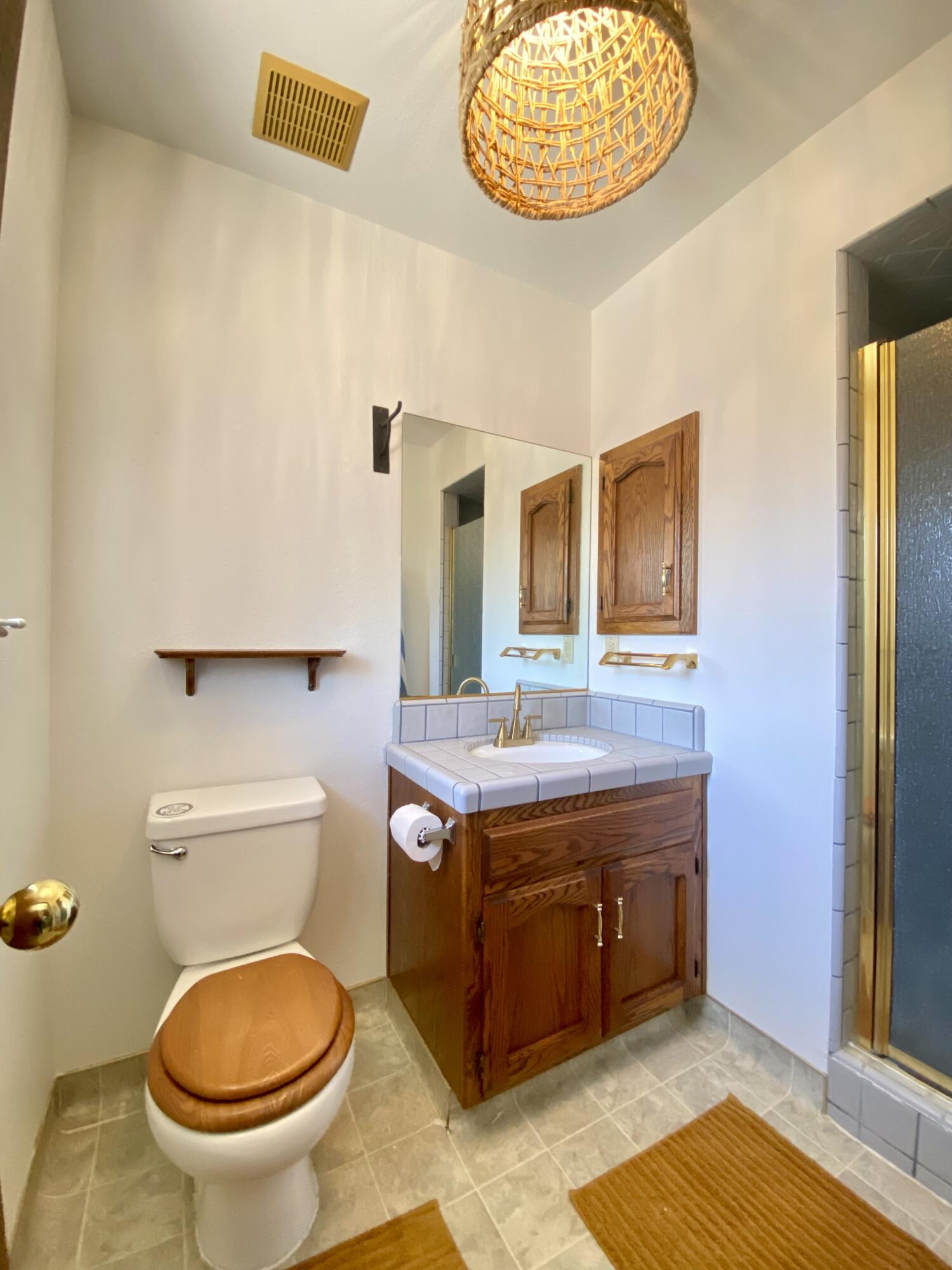 1450 W Brian Ln, Porterville, CA 93257