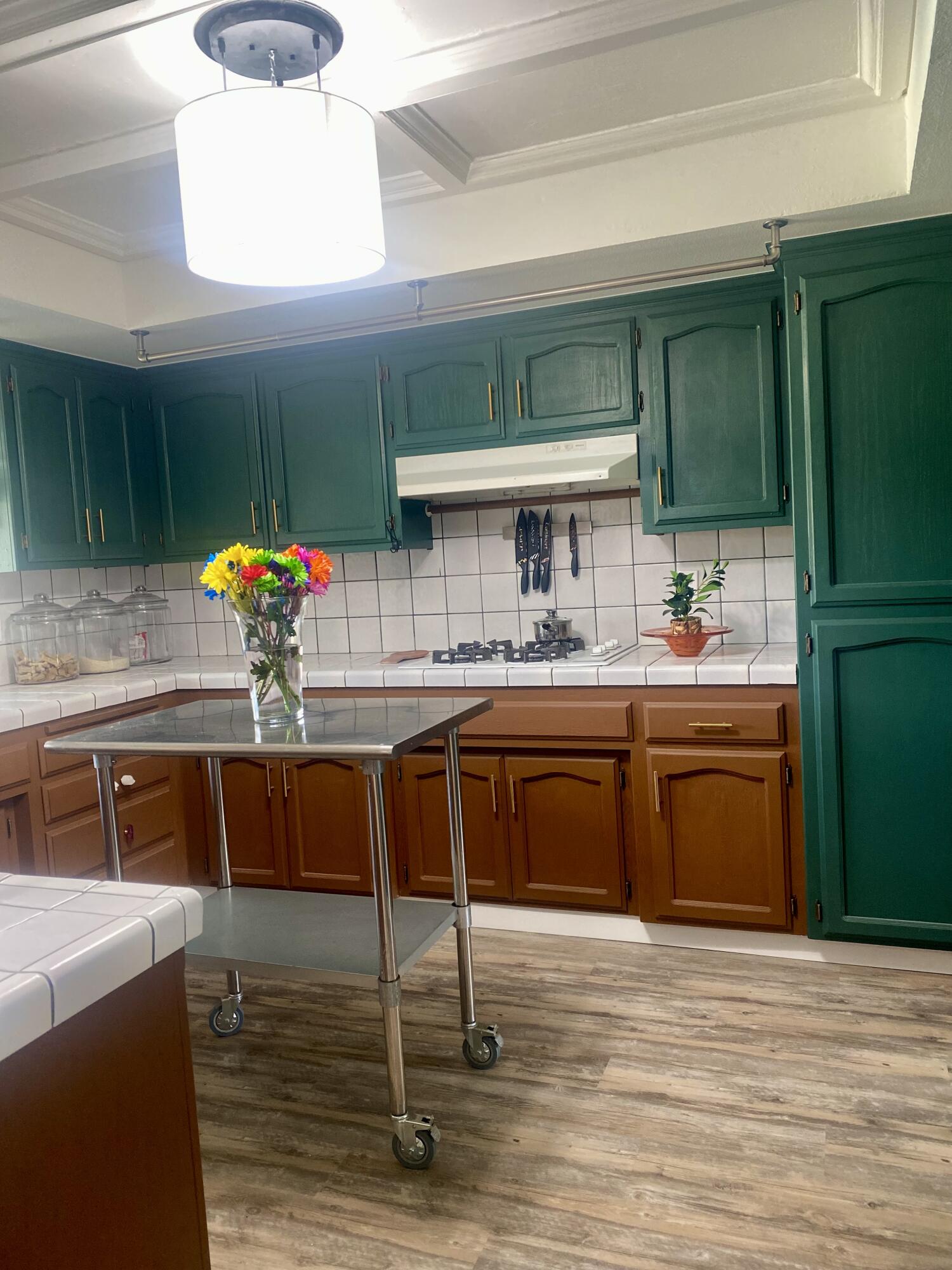 1450 W Brian Ln, Porterville, CA 93257