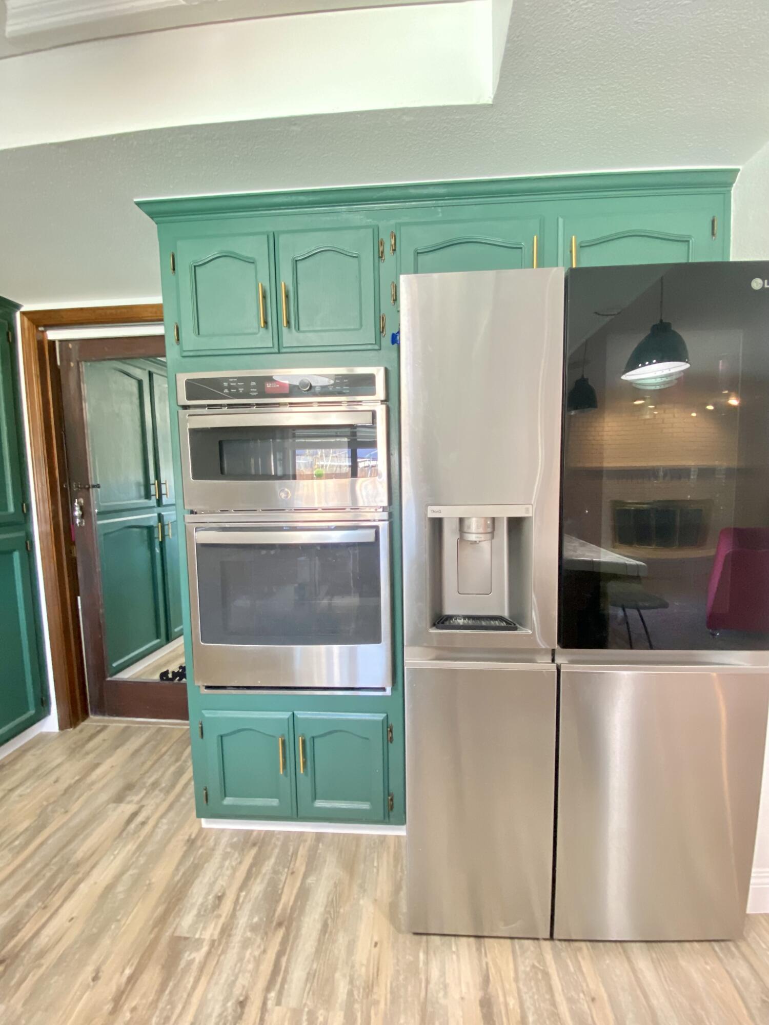 1450 W Brian Ln, Porterville, CA 93257