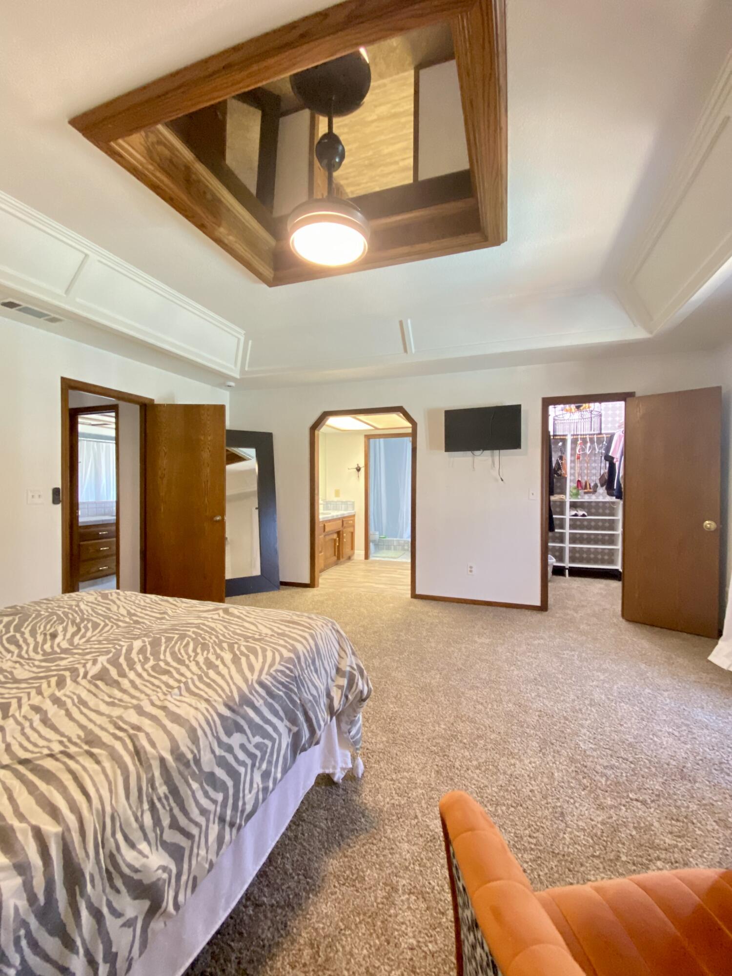 1450 W Brian Ln, Porterville, CA 93257