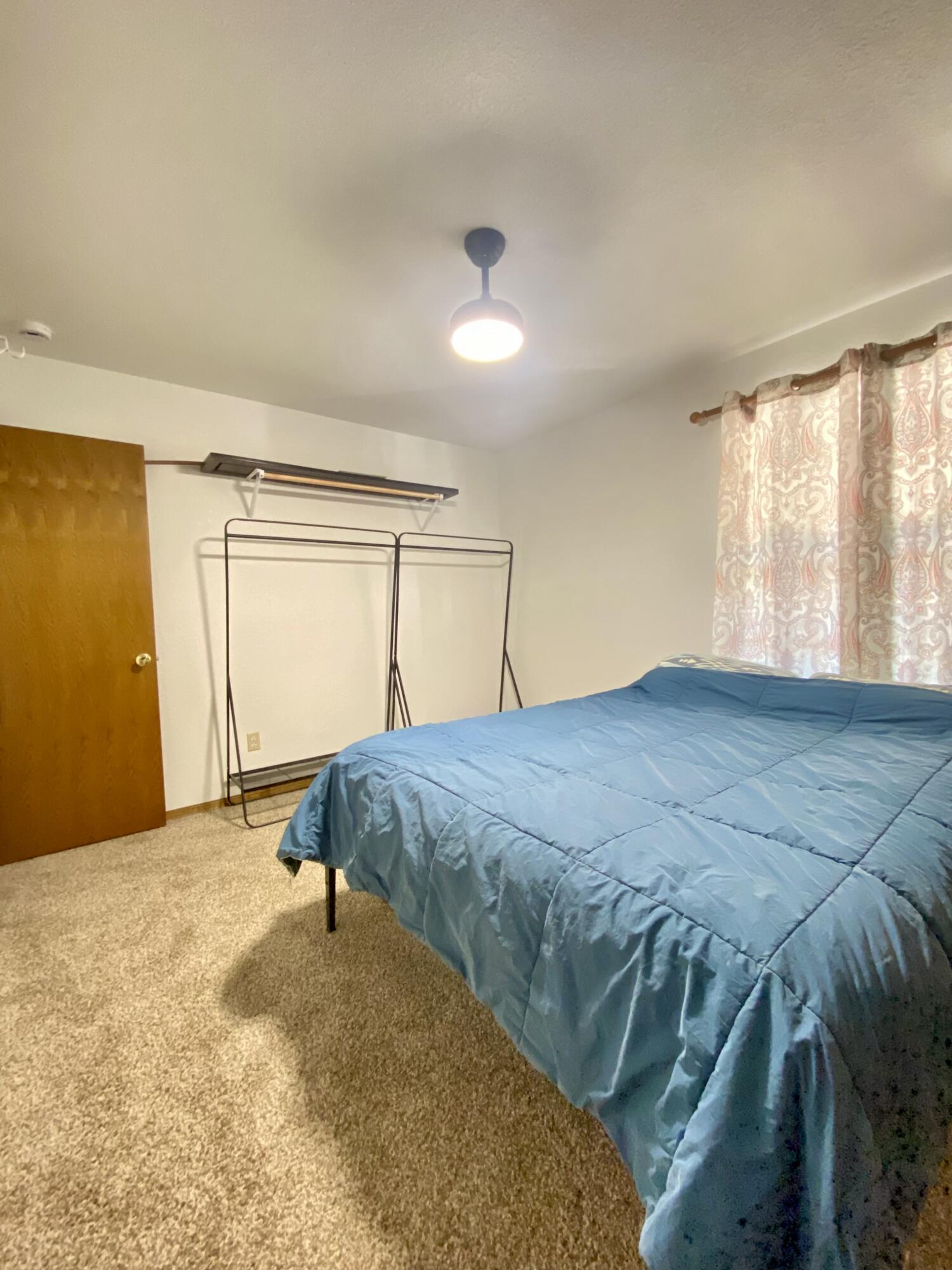 1450 W Brian Ln, Porterville, CA 93257