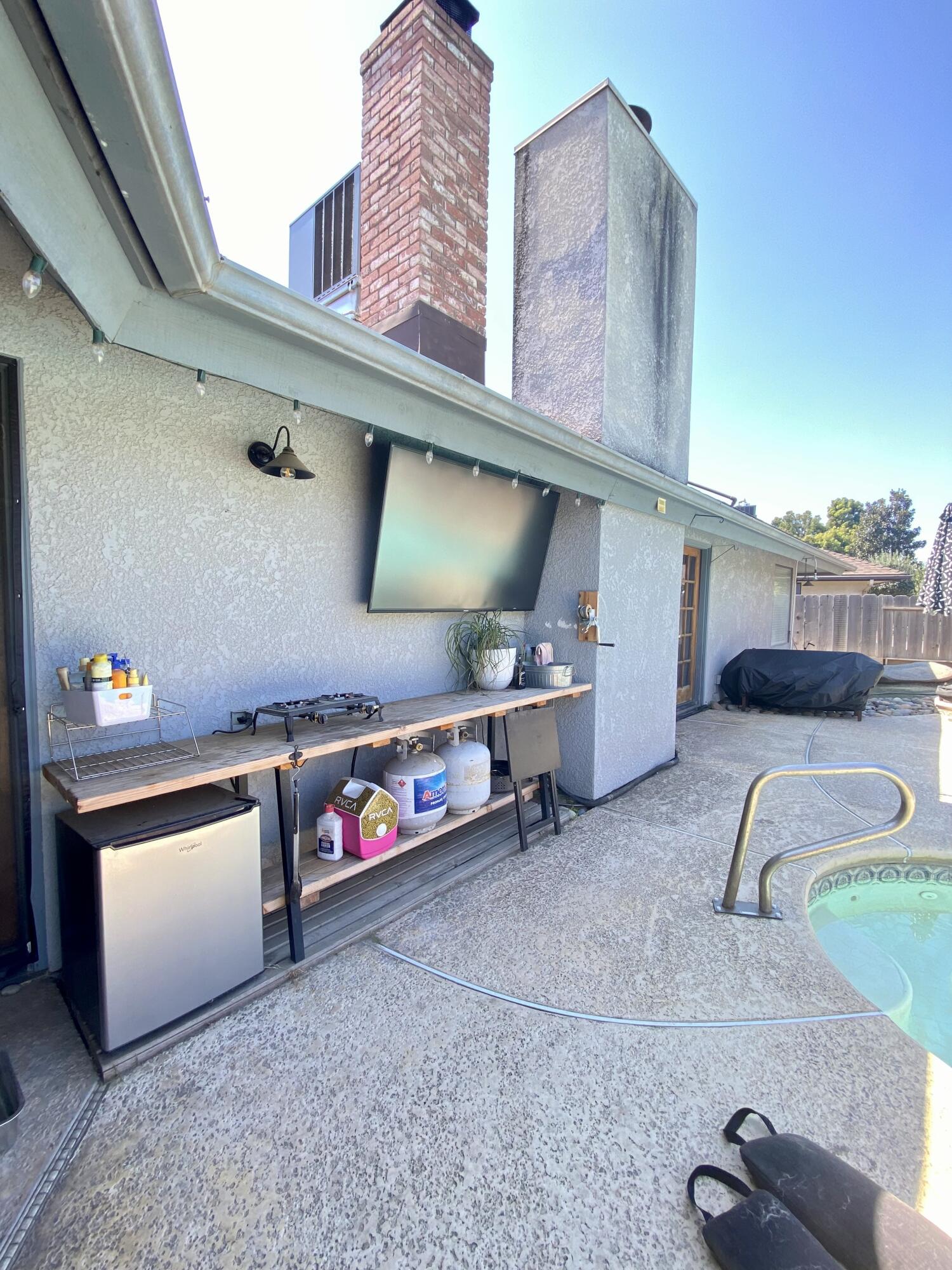 1450 W Brian Ln, Porterville, CA 93257