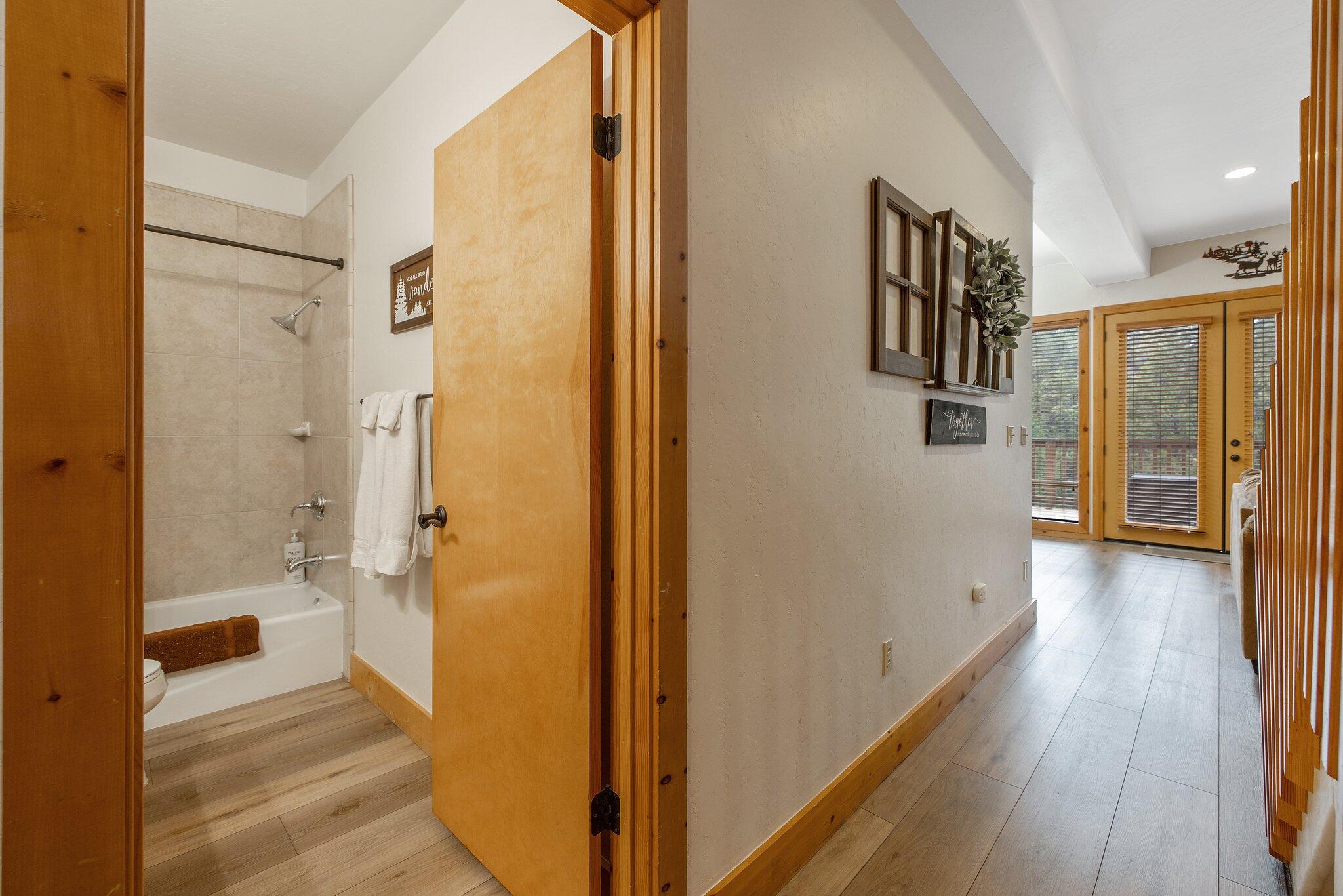 40838 Village Pass Ln #18, Shaver Lake, CA 93664