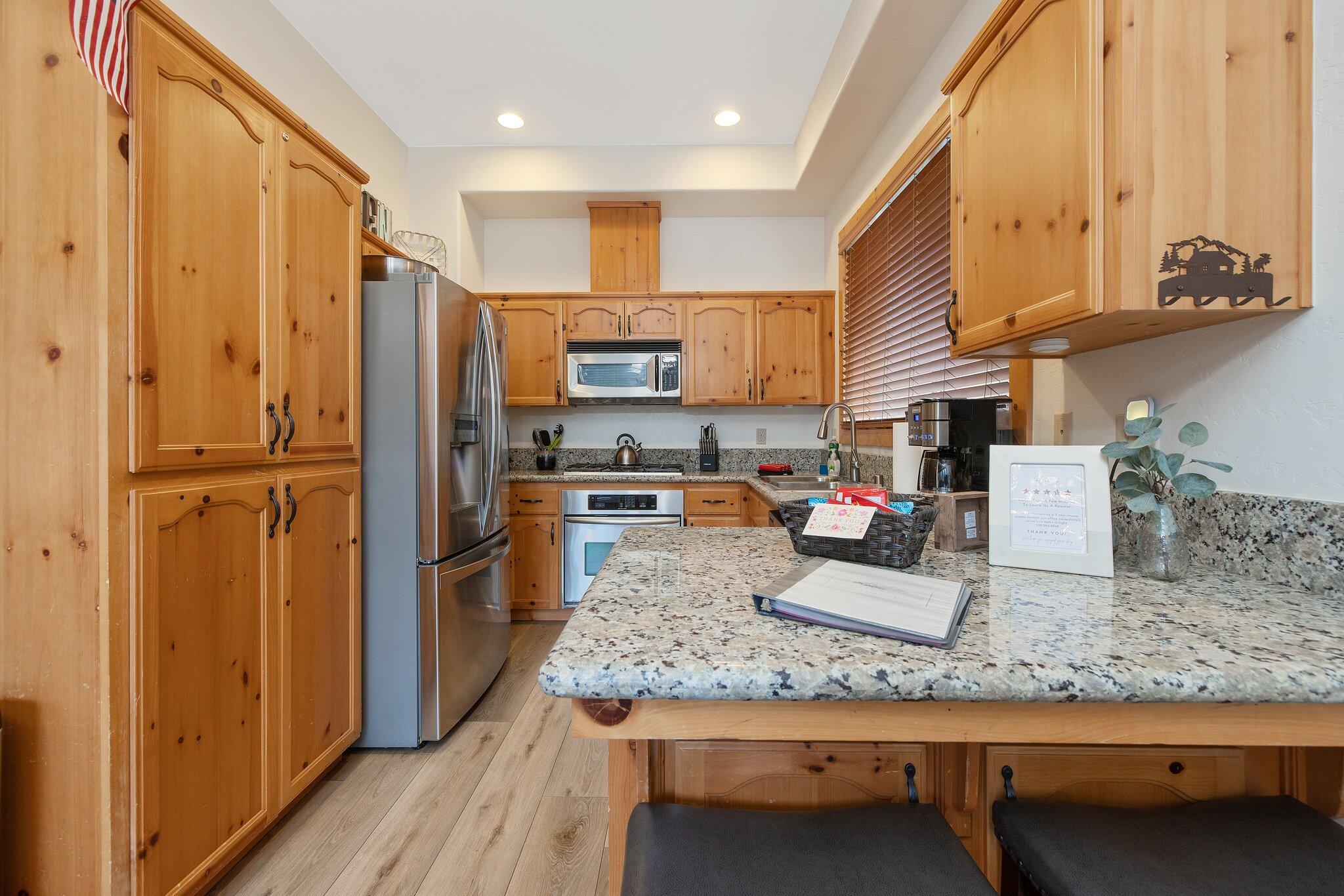 40838 Village Pass Ln #18, Shaver Lake, CA 93664