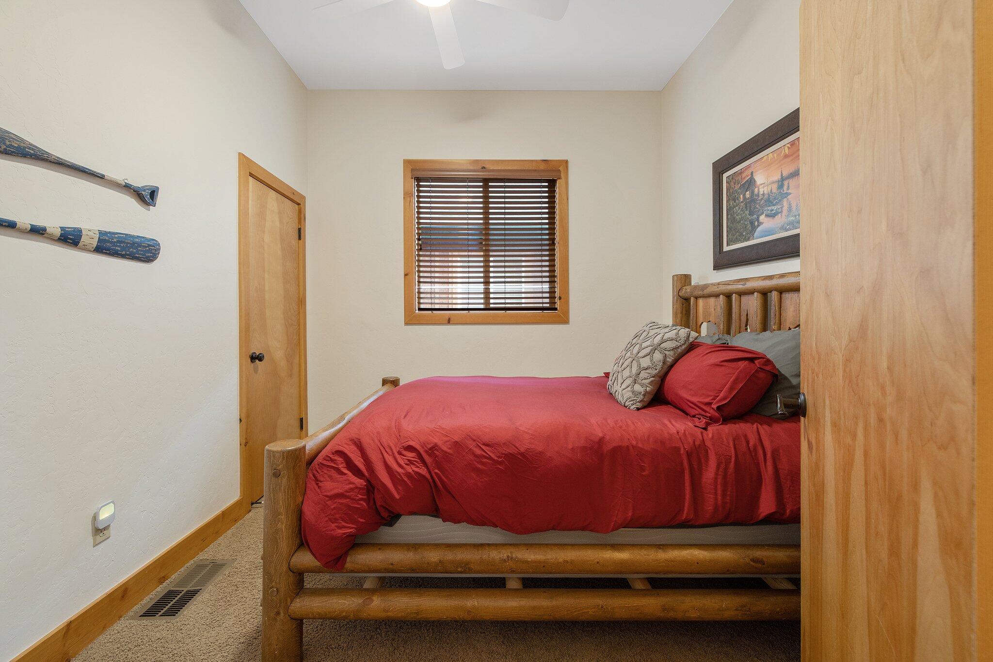 40838 Village Pass Ln #18, Shaver Lake, CA 93664