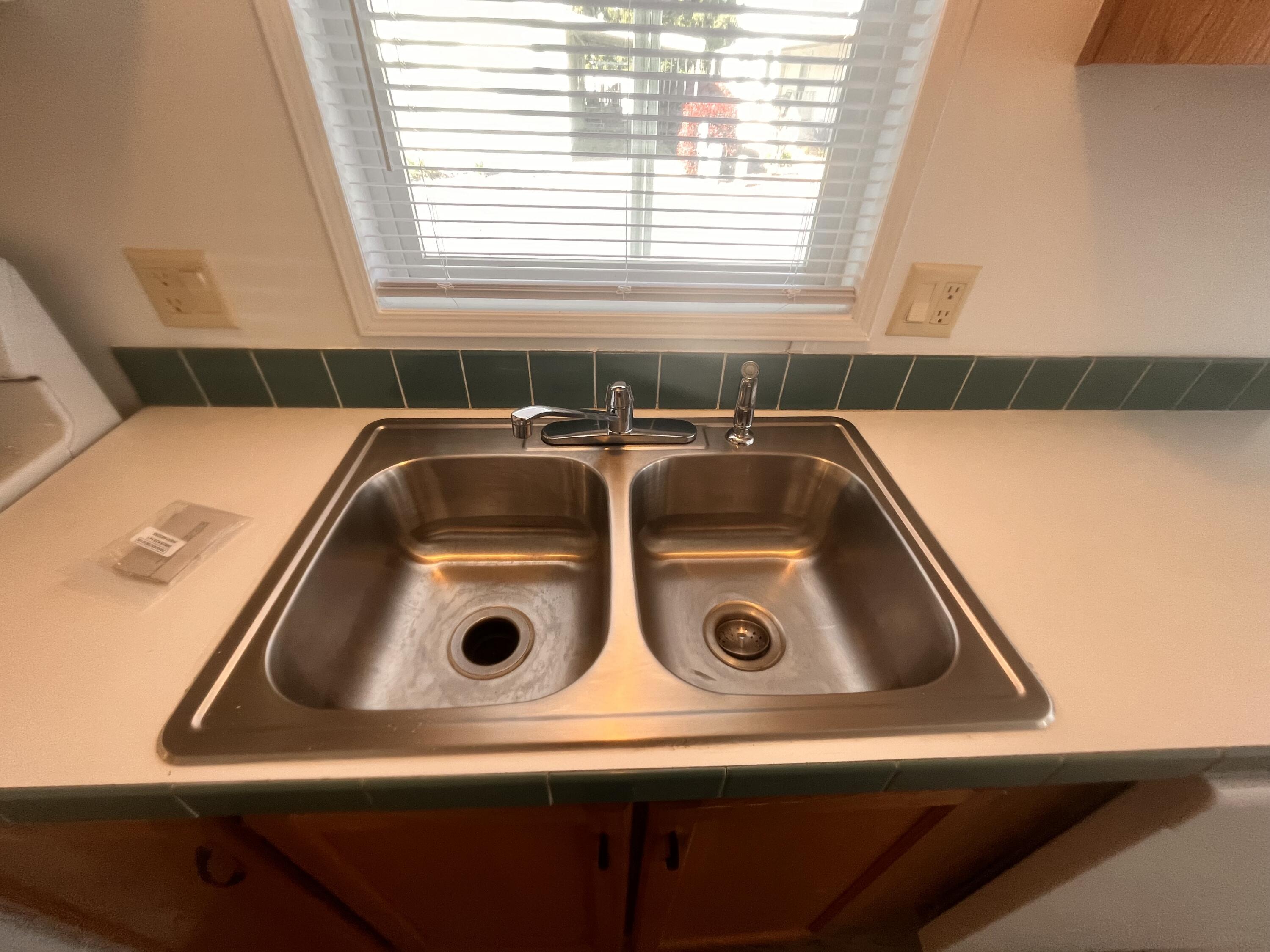 100 S Westwood St #92, Porterville, CA 93257