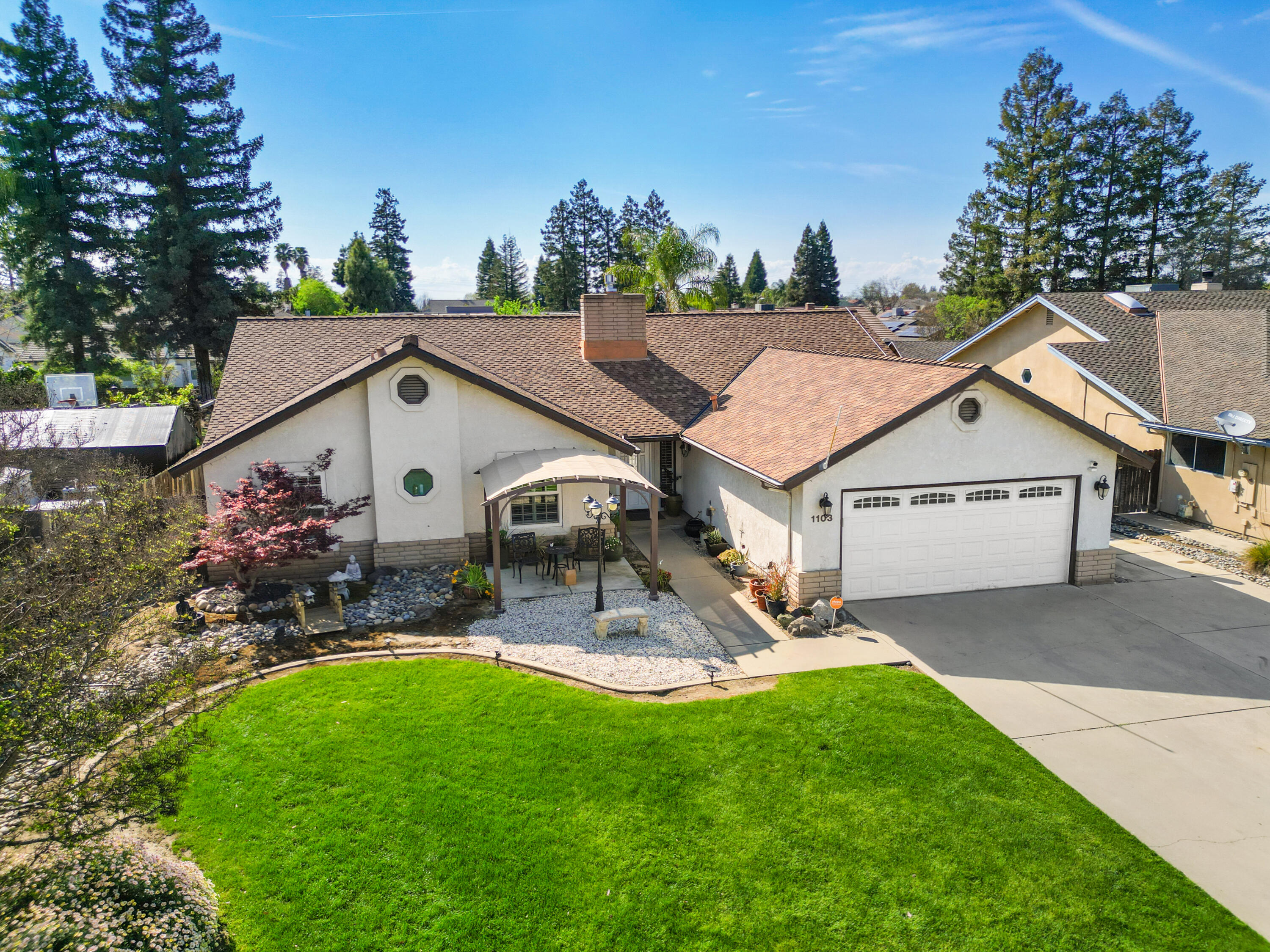 1103 N Vista St, Visalia, CA 93292