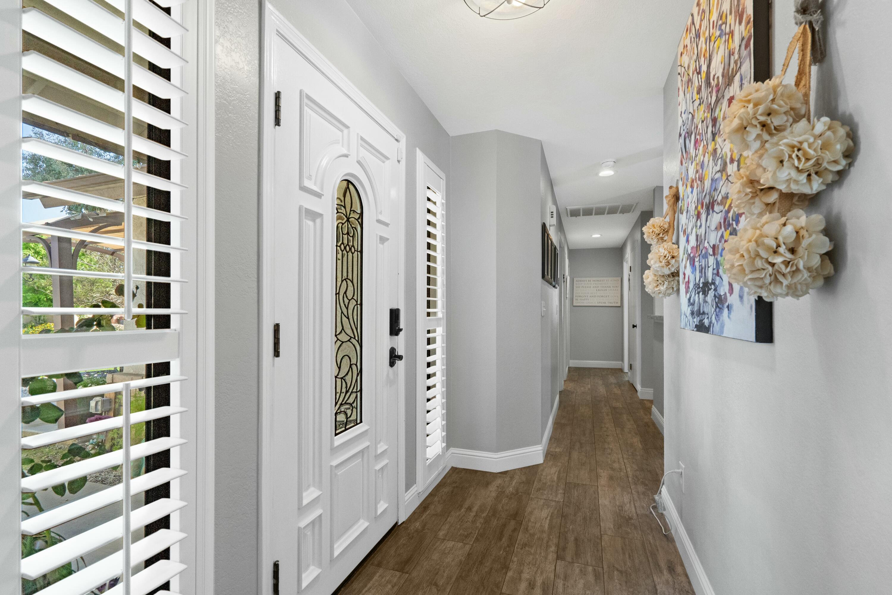 1103 N Vista St, Visalia, CA 93292