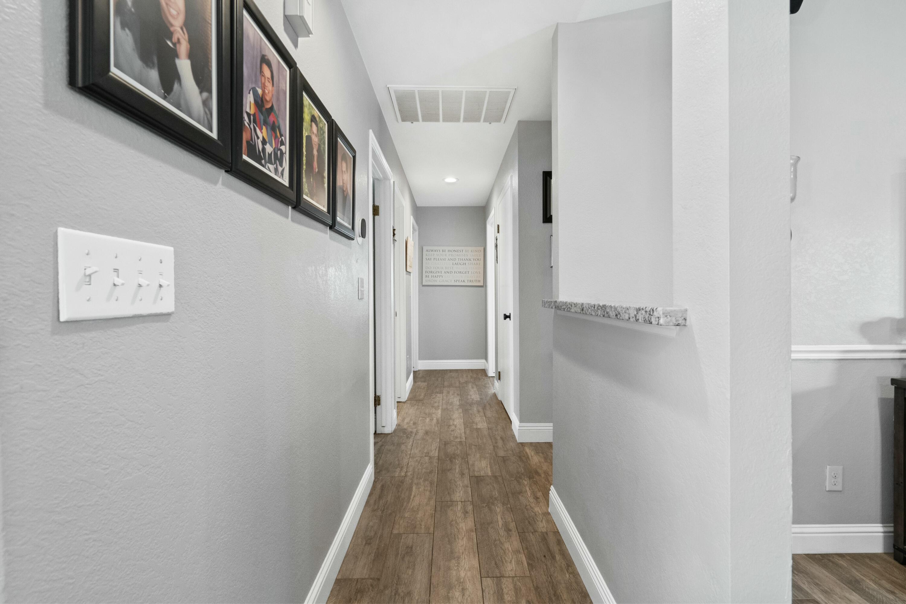 1103 N Vista St, Visalia, CA 93292